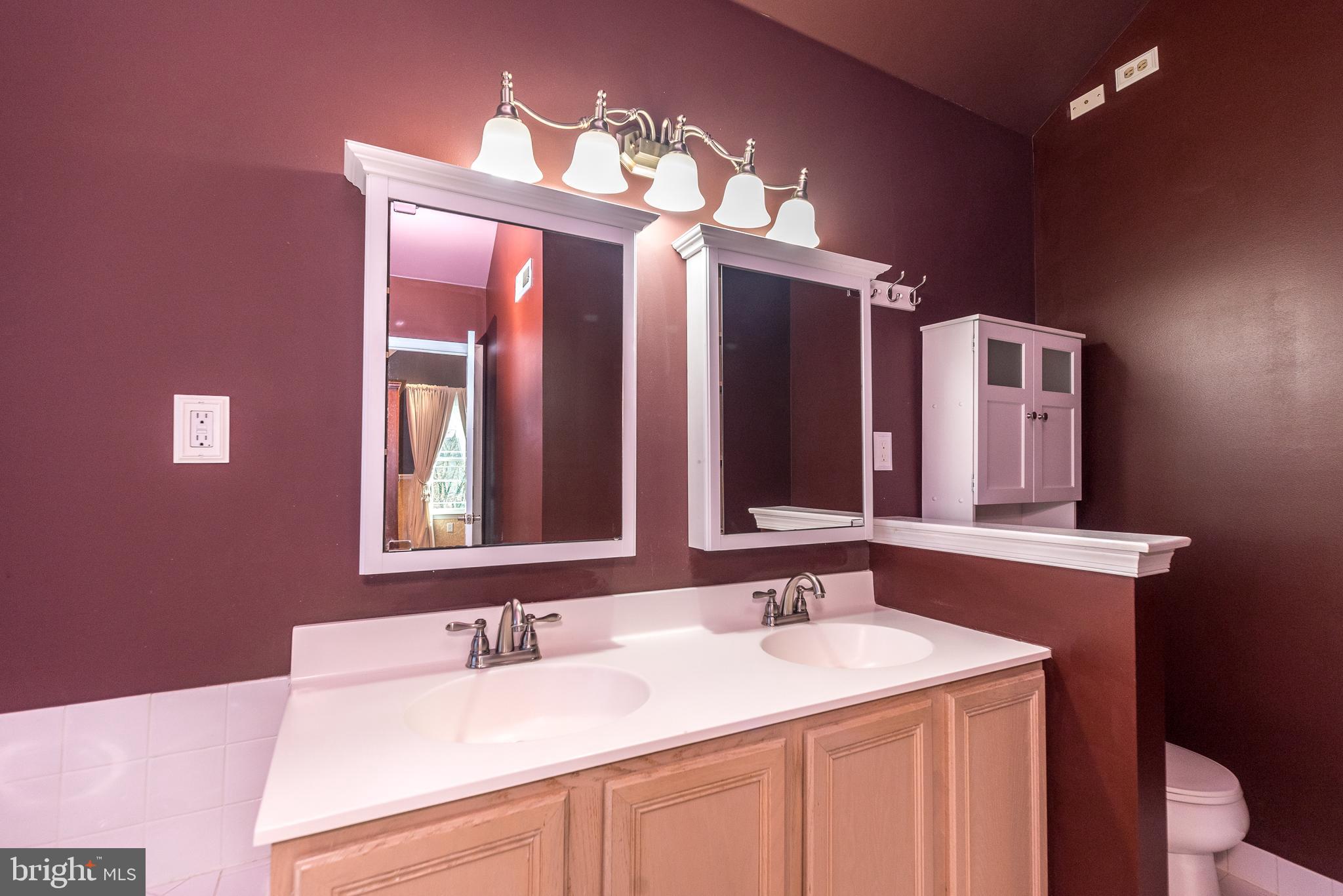 304 Regency Dr