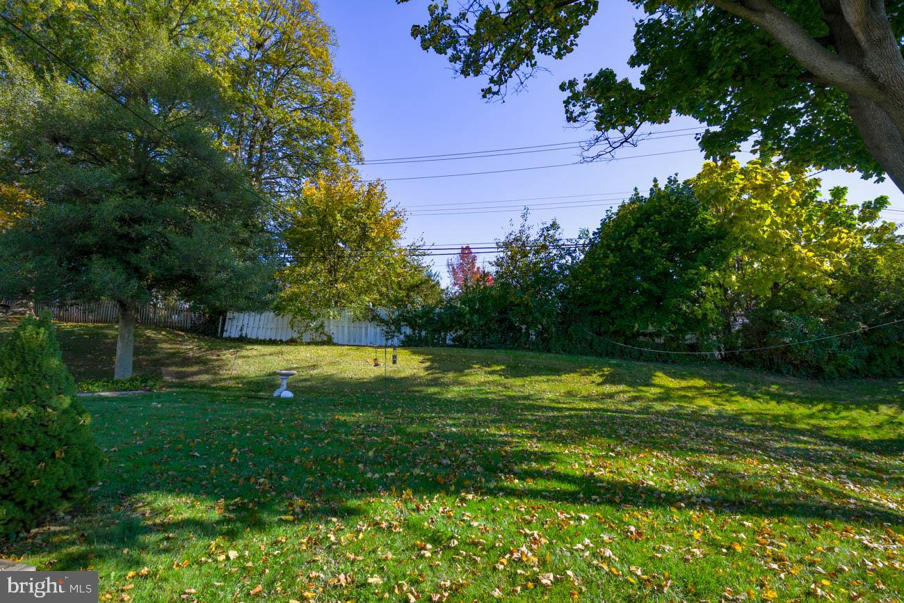 610 Wayland Rd