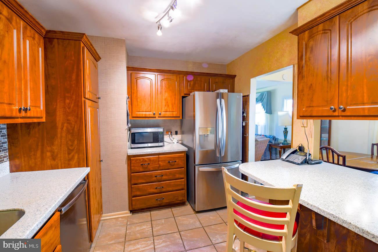 610 Wayland Rd