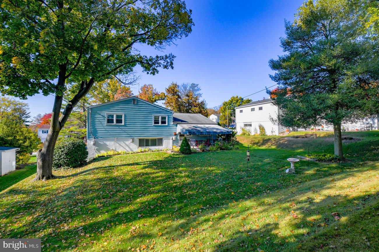 610 Wayland Rd