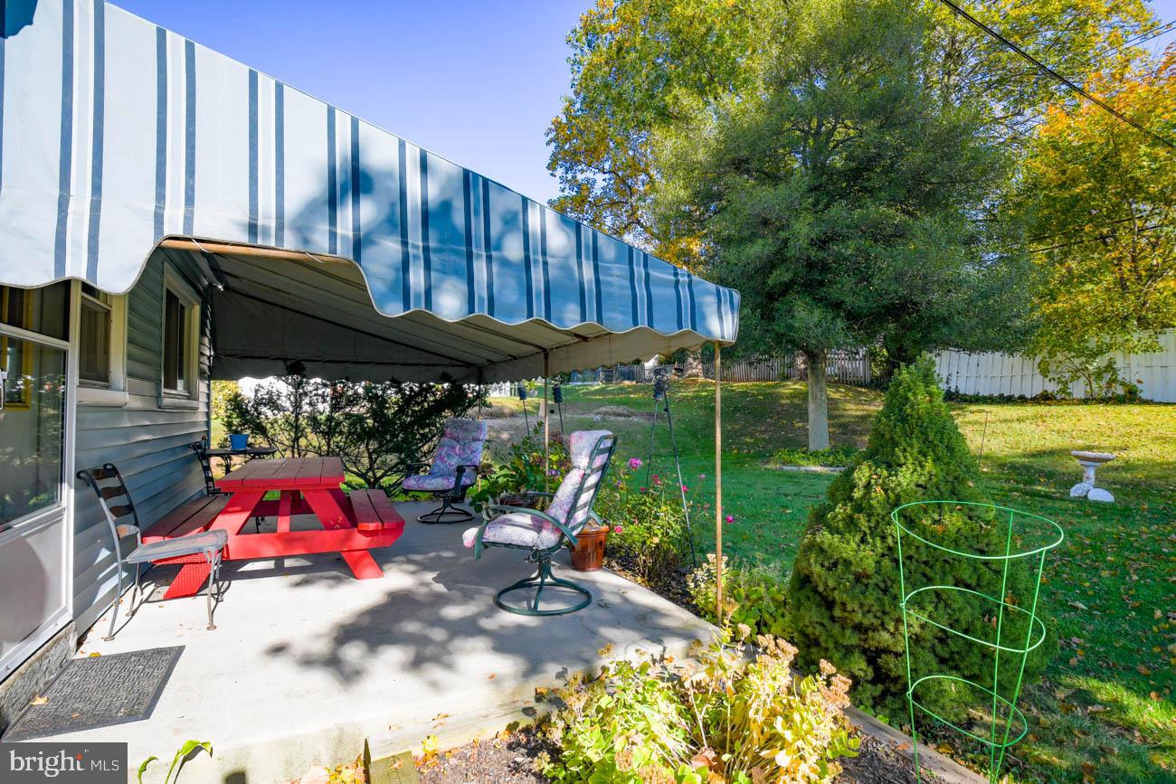 610 Wayland Rd