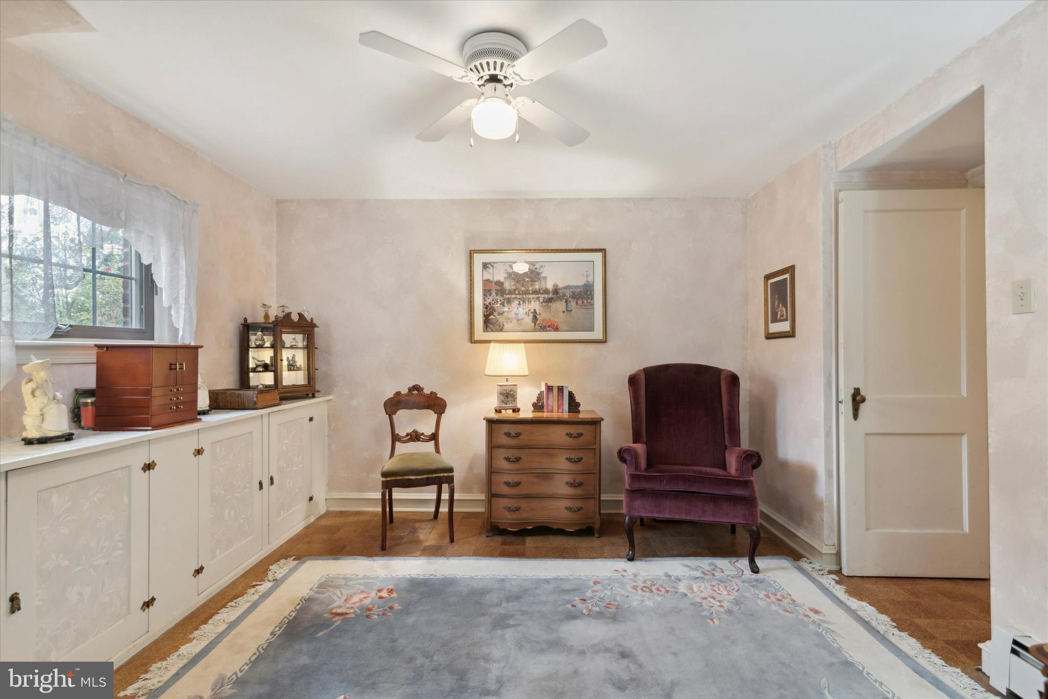 112 Station Ave