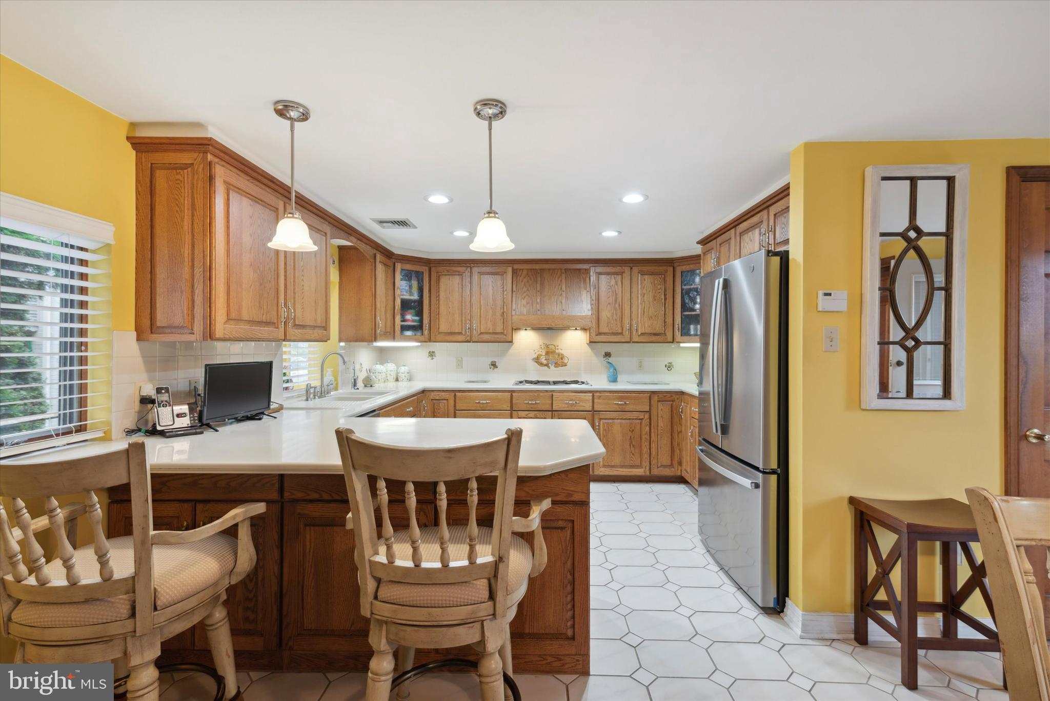 112 Station Ave