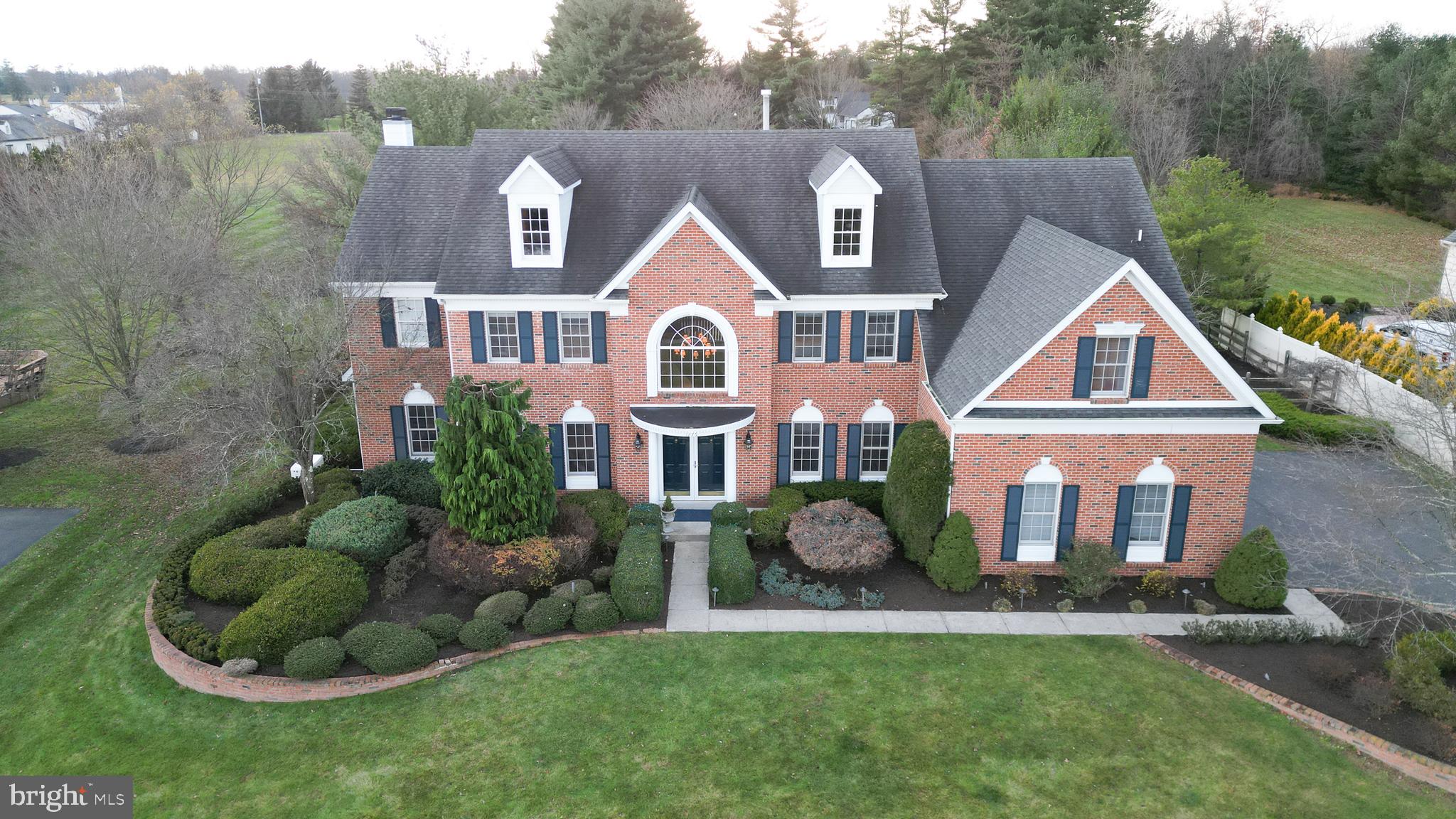 1226 Charter Ln