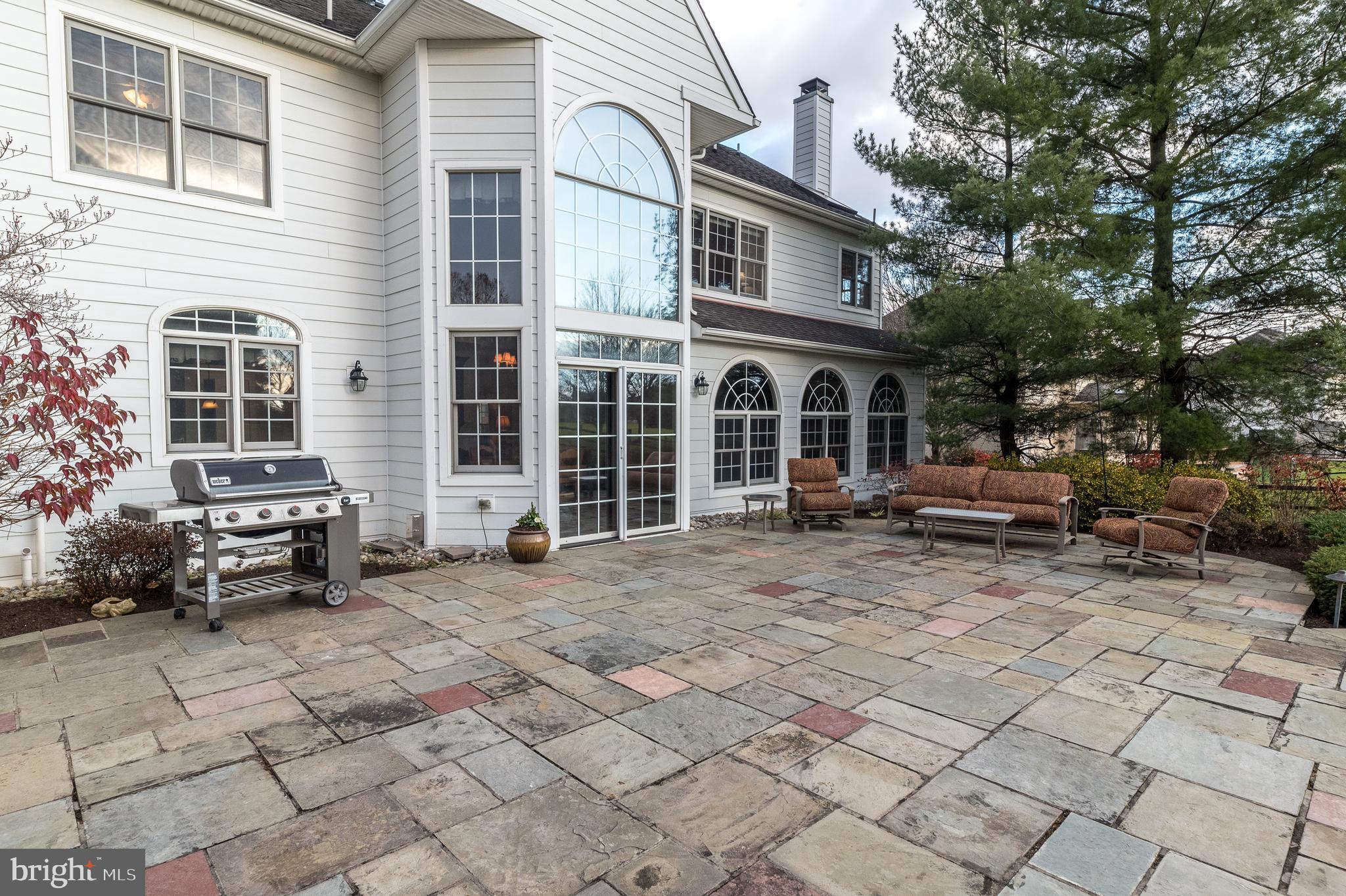 1226 Charter Ln