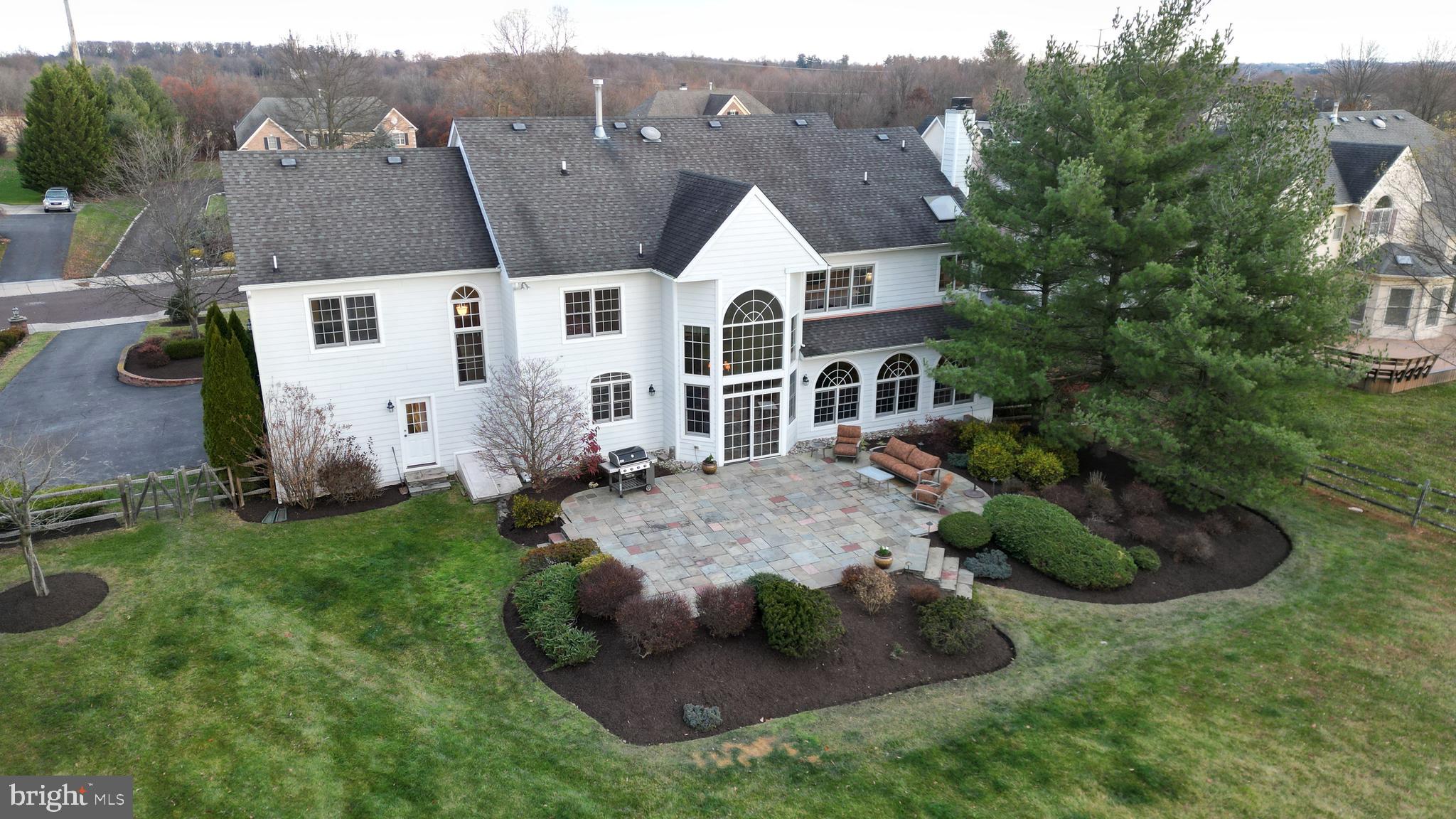 1226 Charter Ln