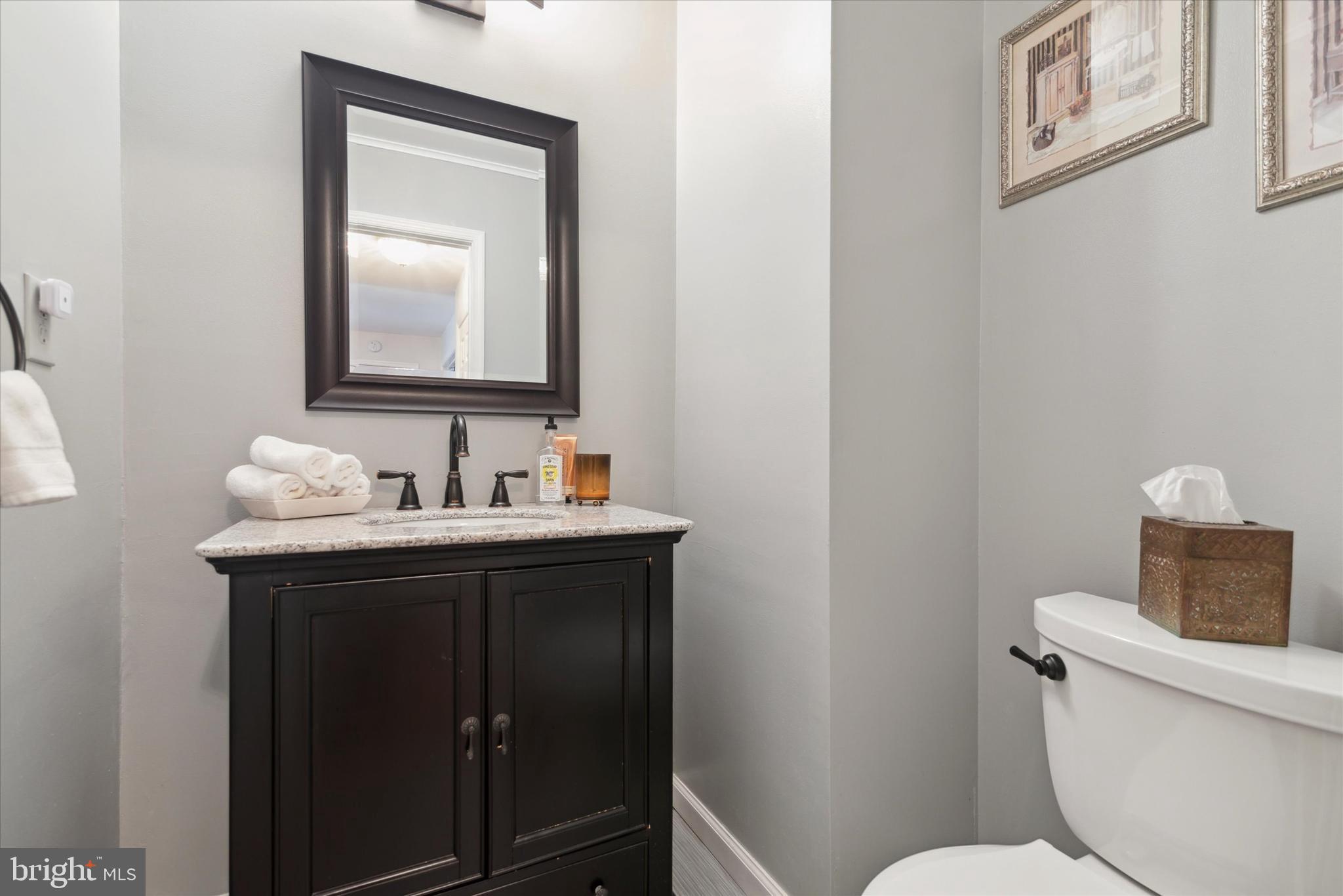8 Sweetwater Cir