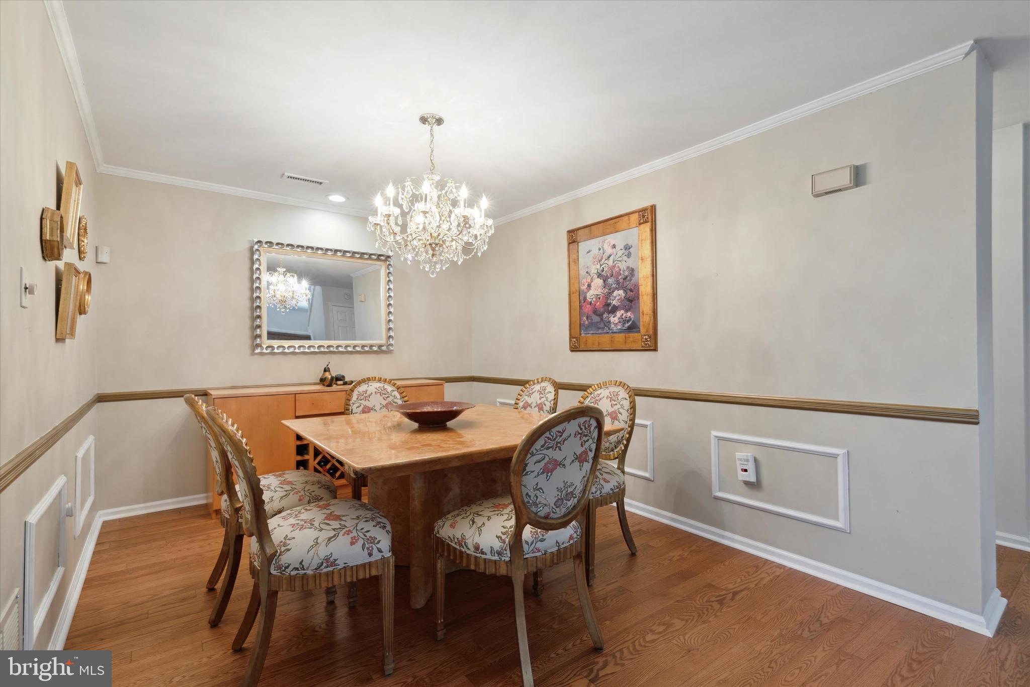 8 Sweetwater Cir