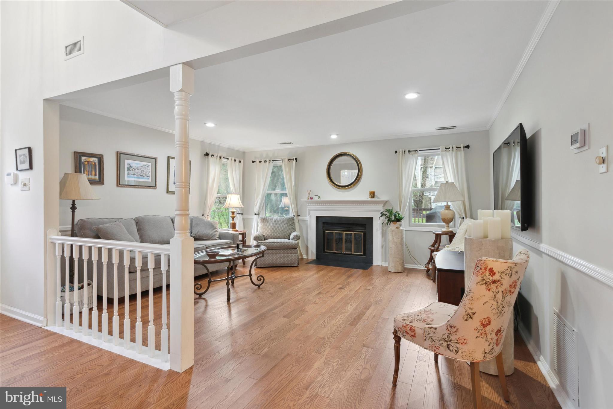 8 Sweetwater Cir