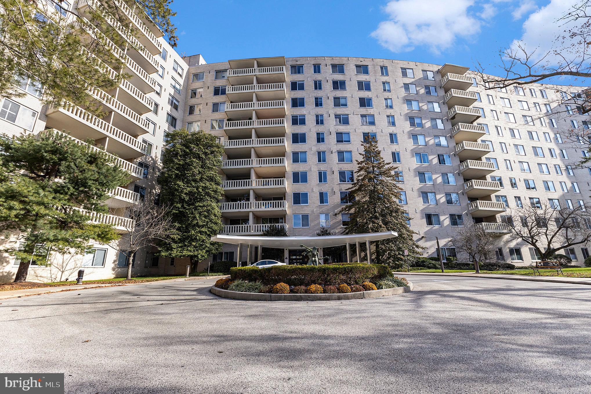 191 Presidential Blvd #R-824-825