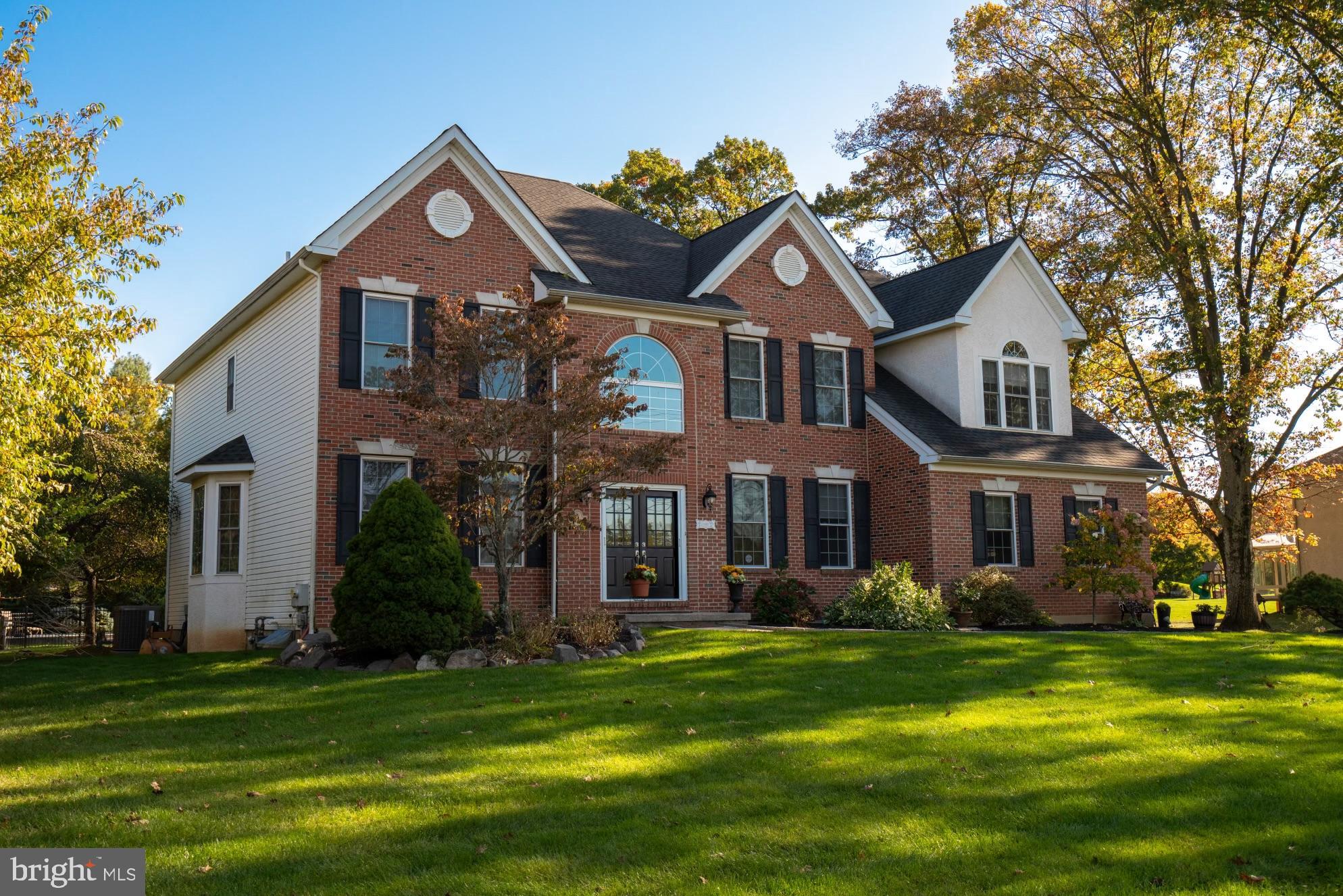 689 Mann Rd