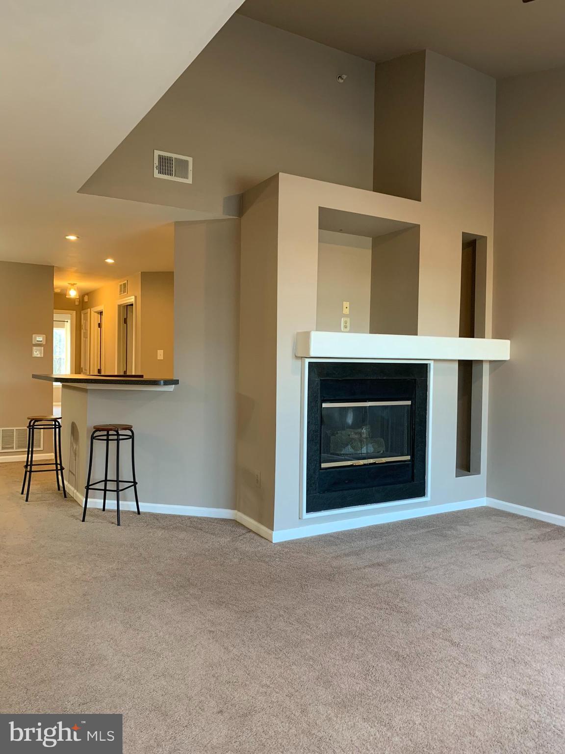 114 Woods Dr