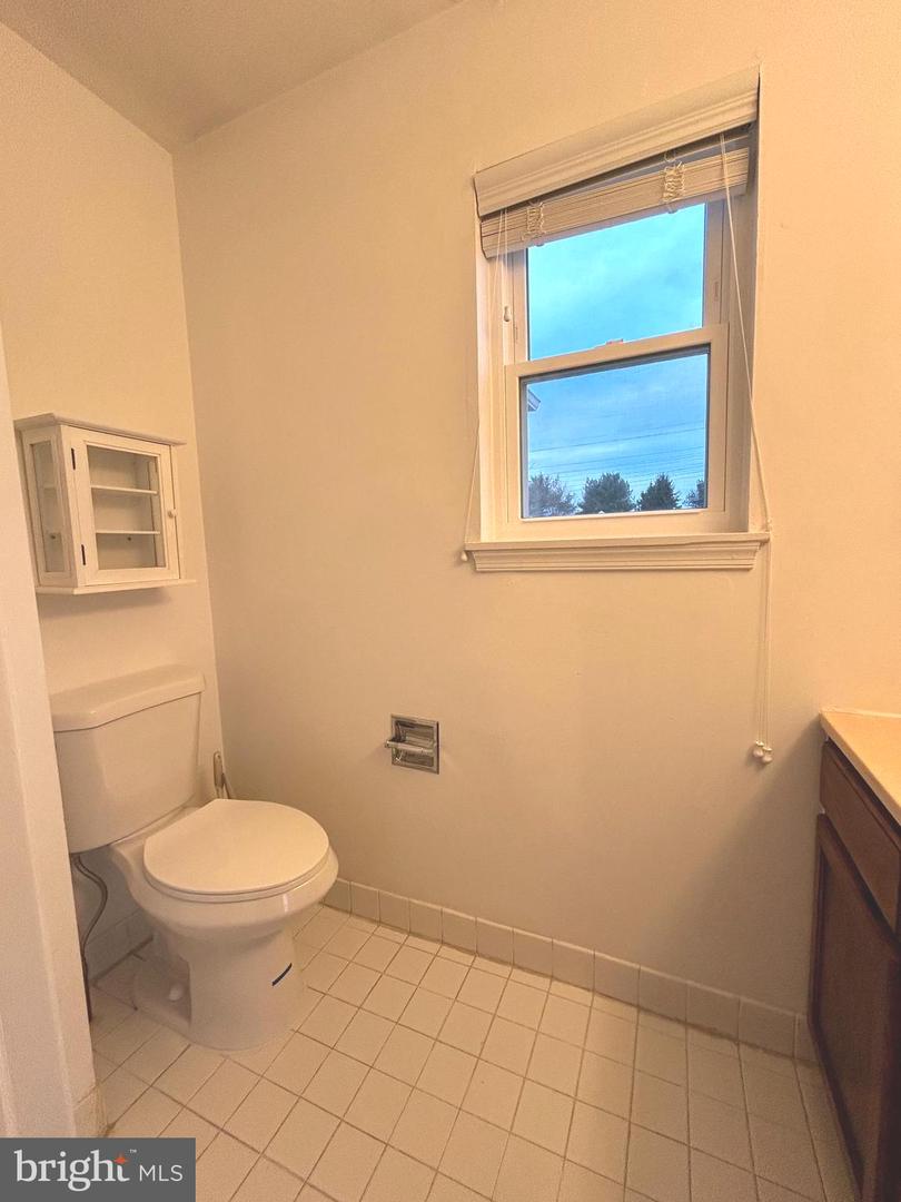 105 Stephanie Ln