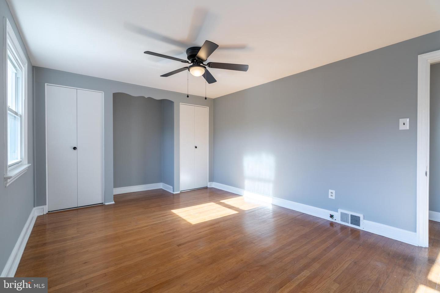 545 W Ave