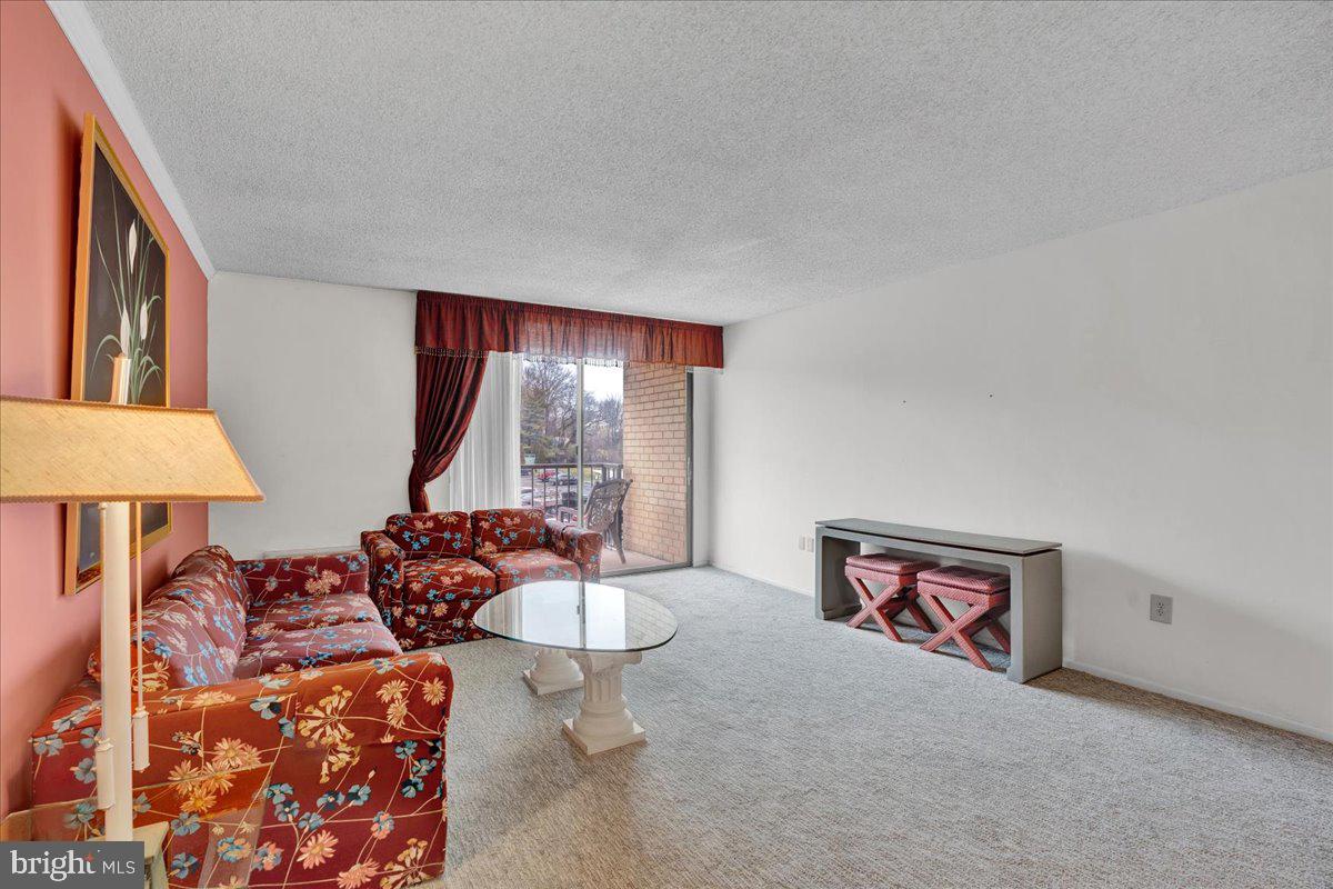 666 W Germantown Pike #2304