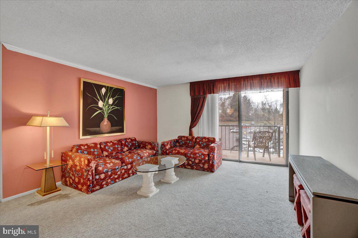 666 W Germantown Pike #2304
