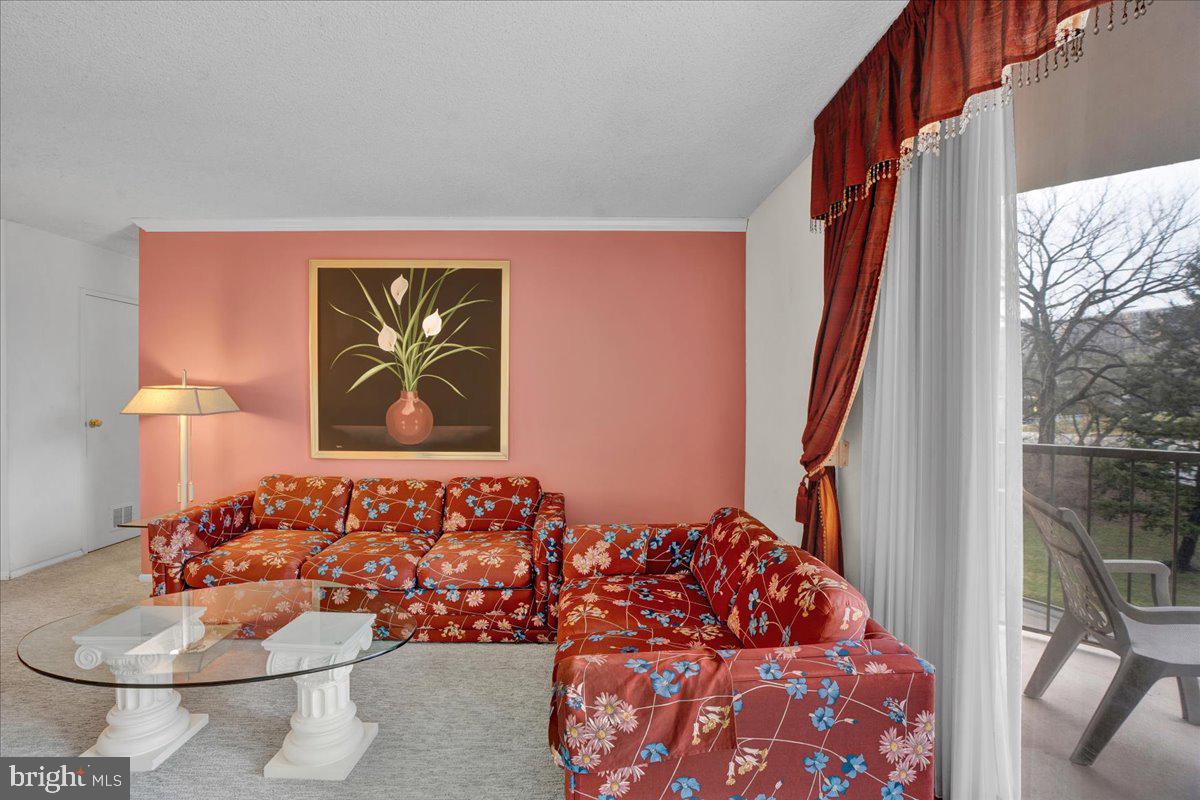 666 W Germantown Pike #2304