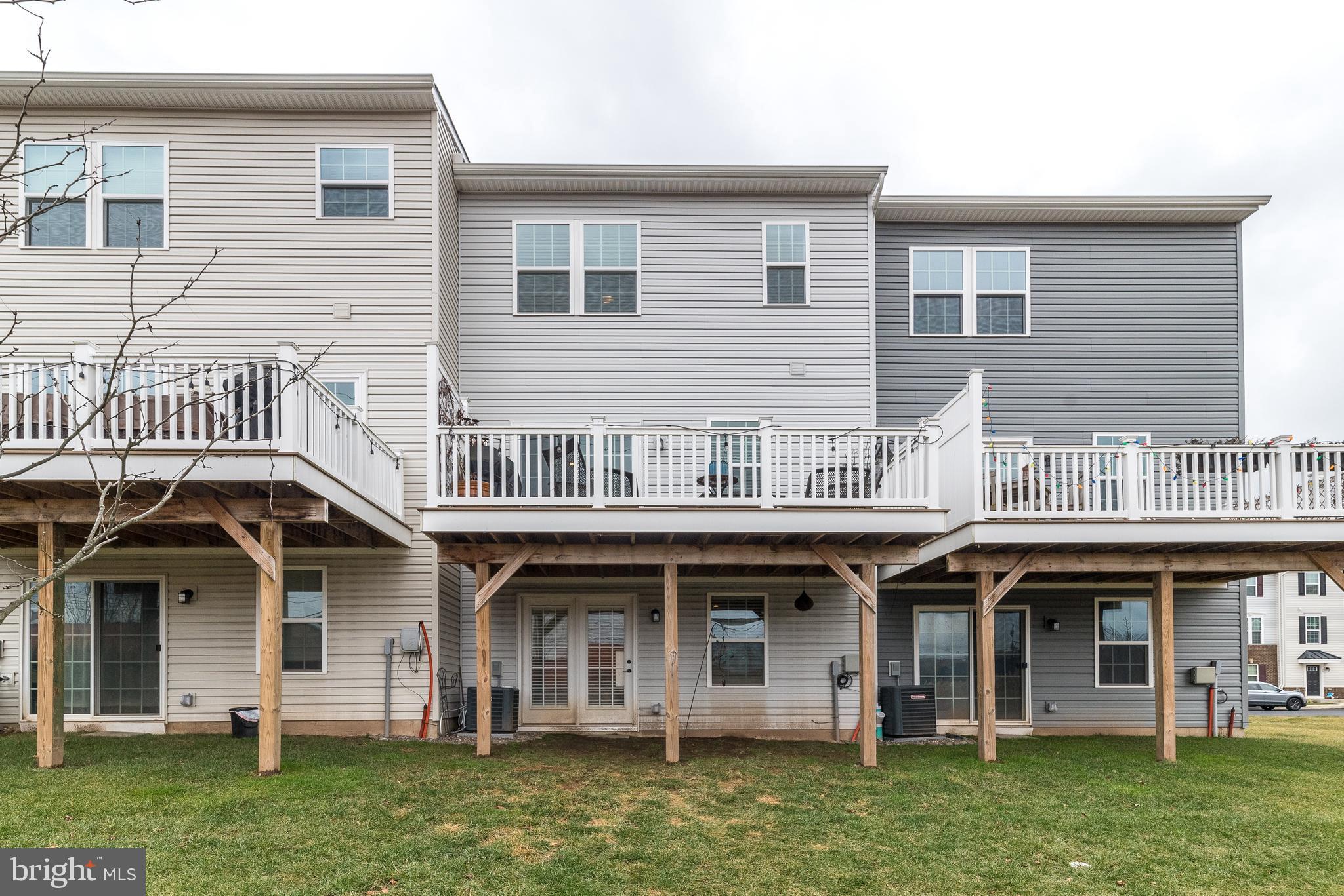 103 Almond Dr