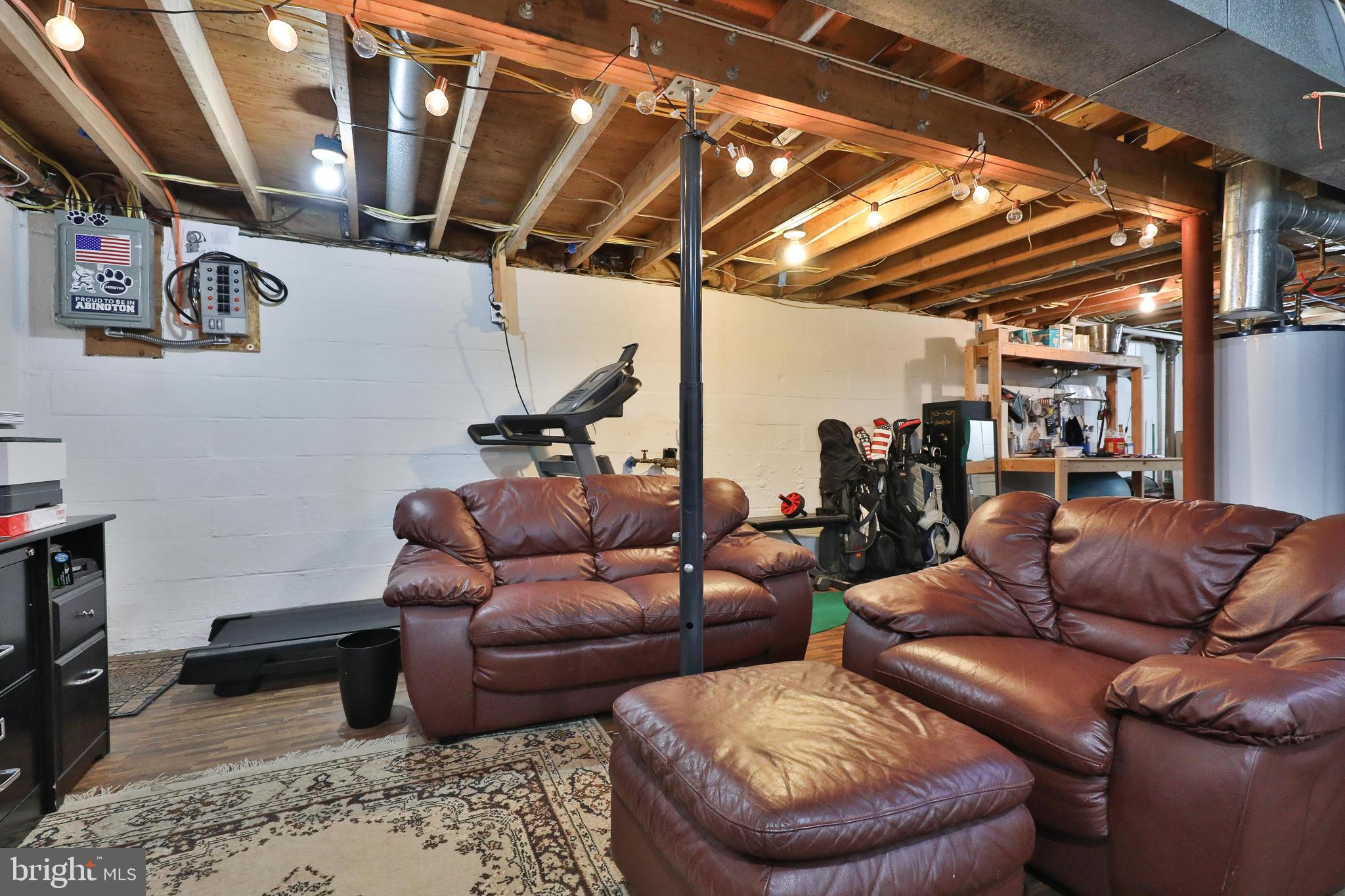 1310 Grovania Ave