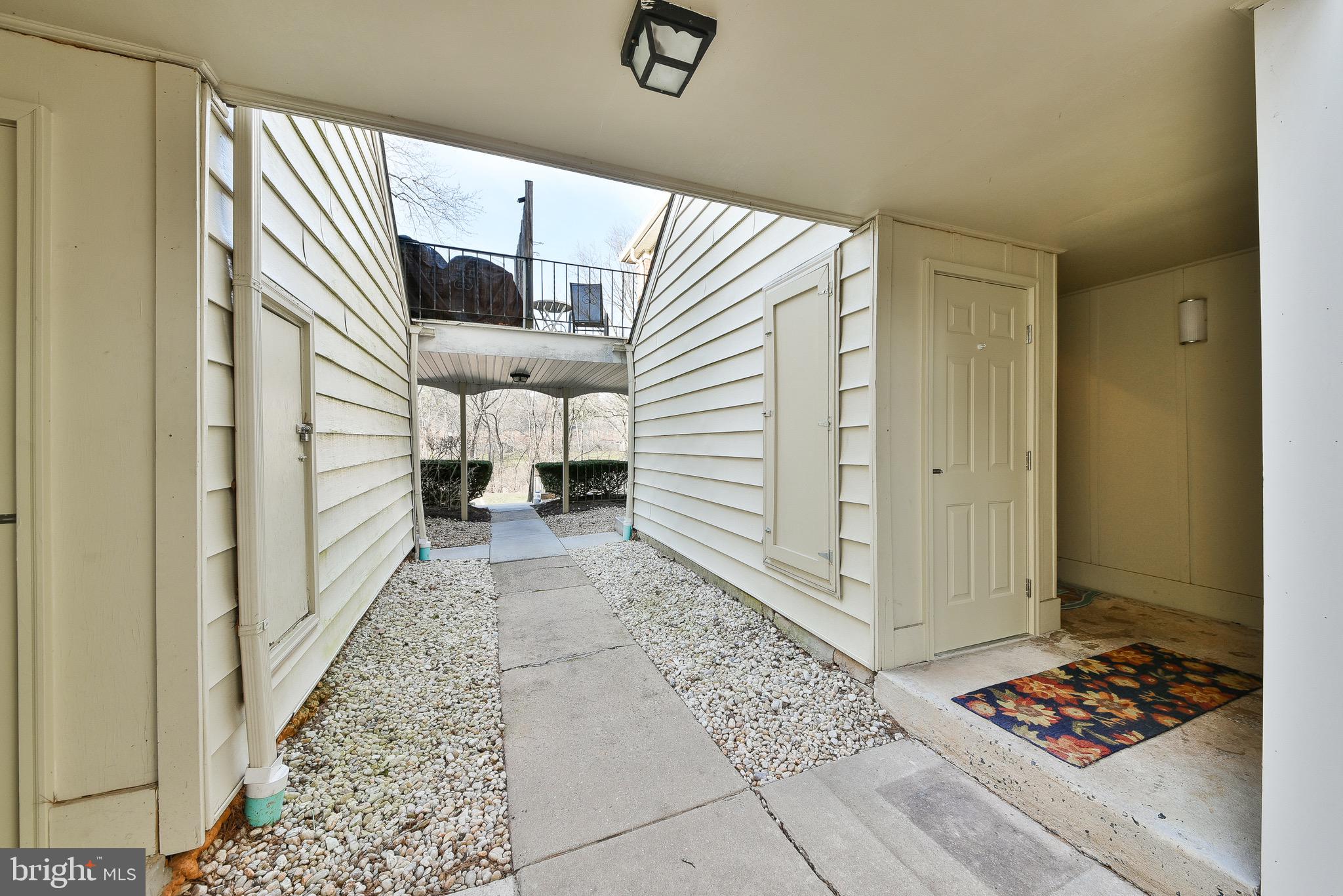 118 Berwick Pl #23a