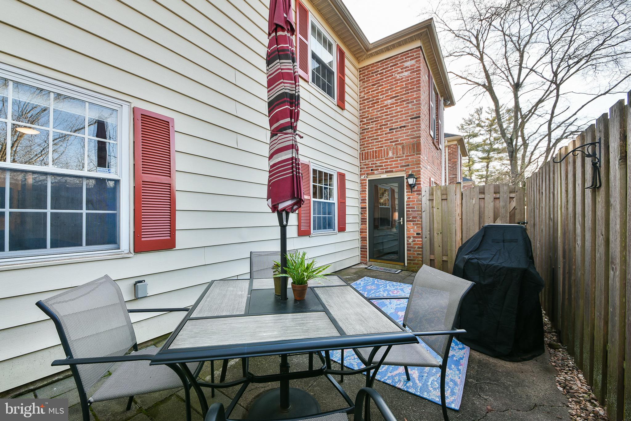 118 Berwick Pl #23a