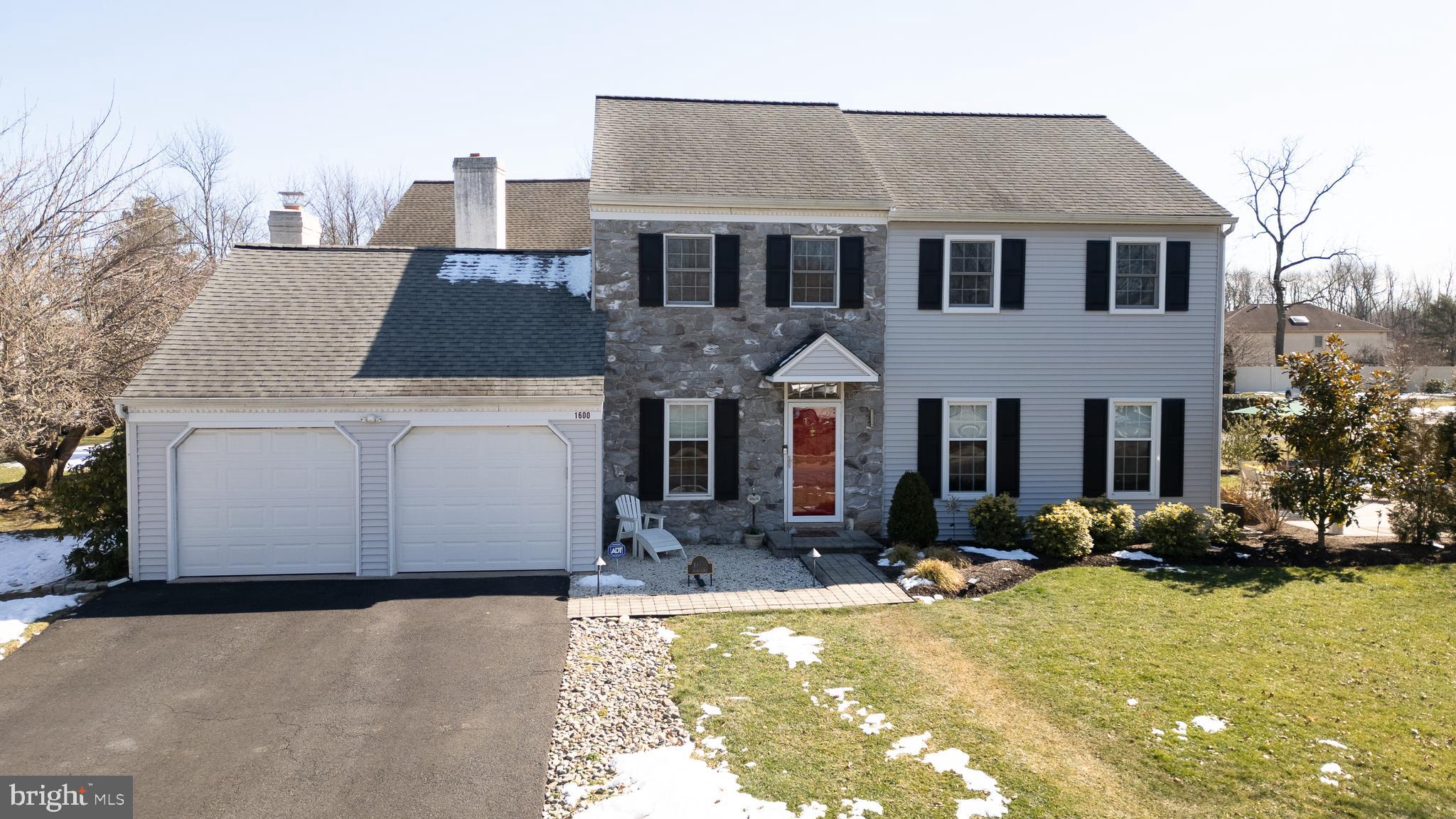 1600 Squire Dr