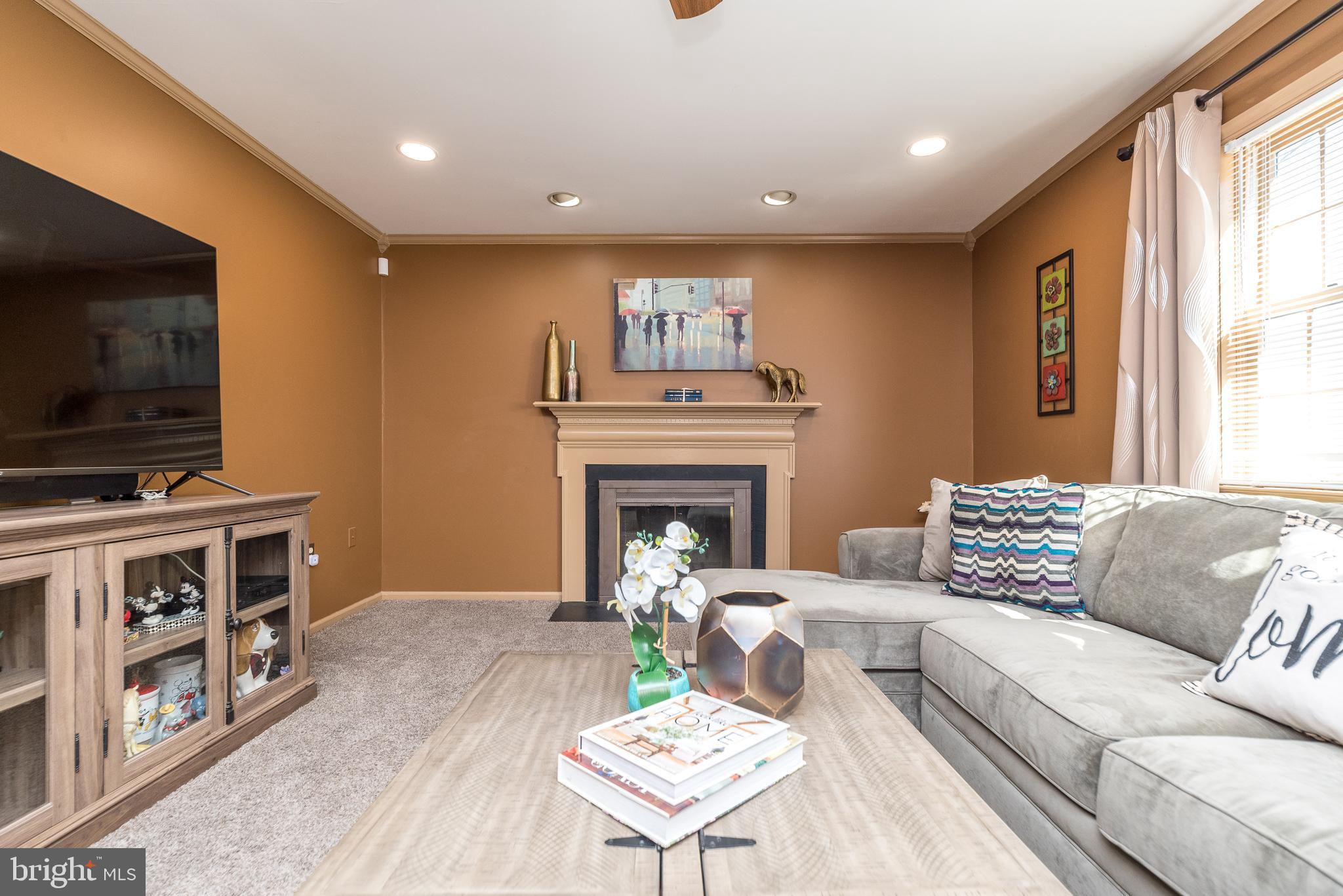 1600 Squire Dr