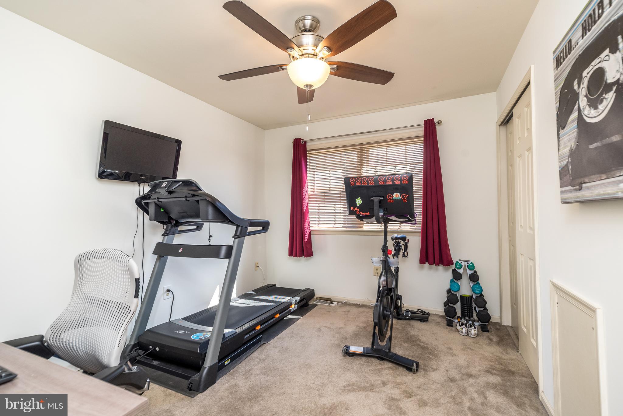 1600 Squire Dr