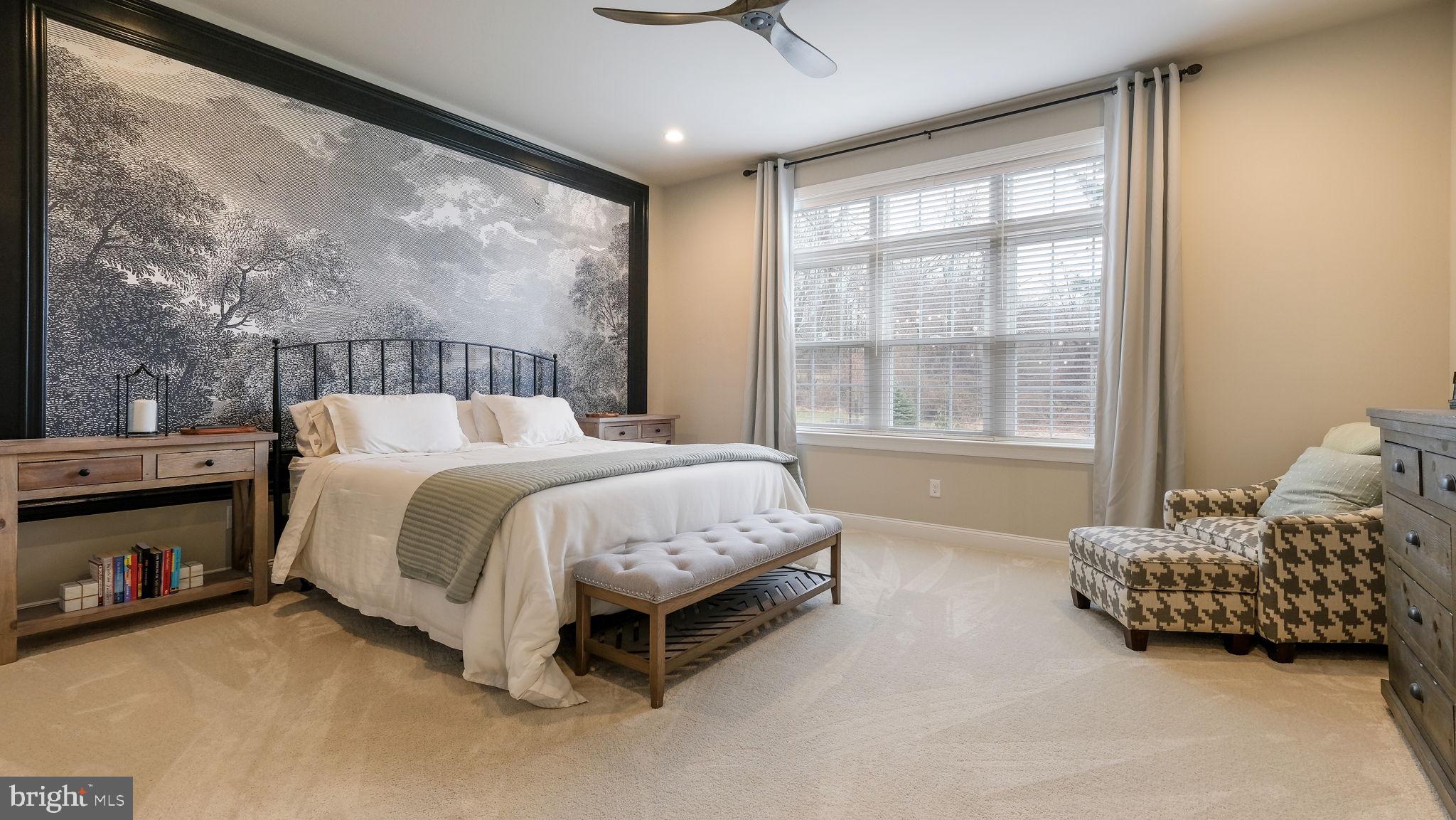 208 Manor Rd