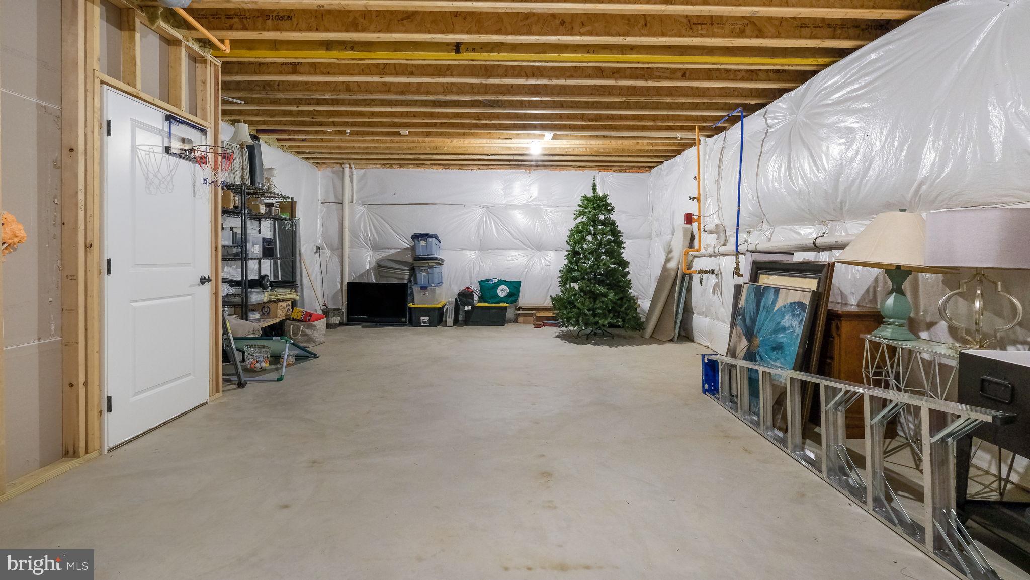 208 Manor Rd