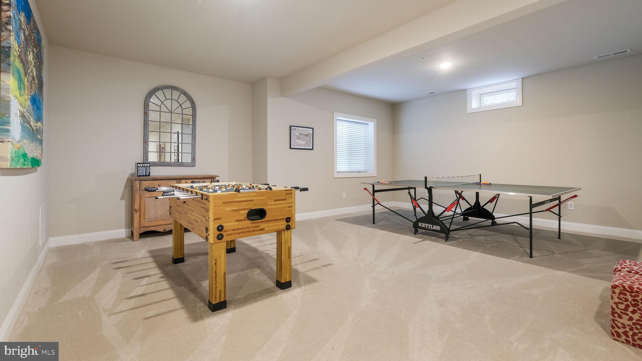 208 Manor Rd