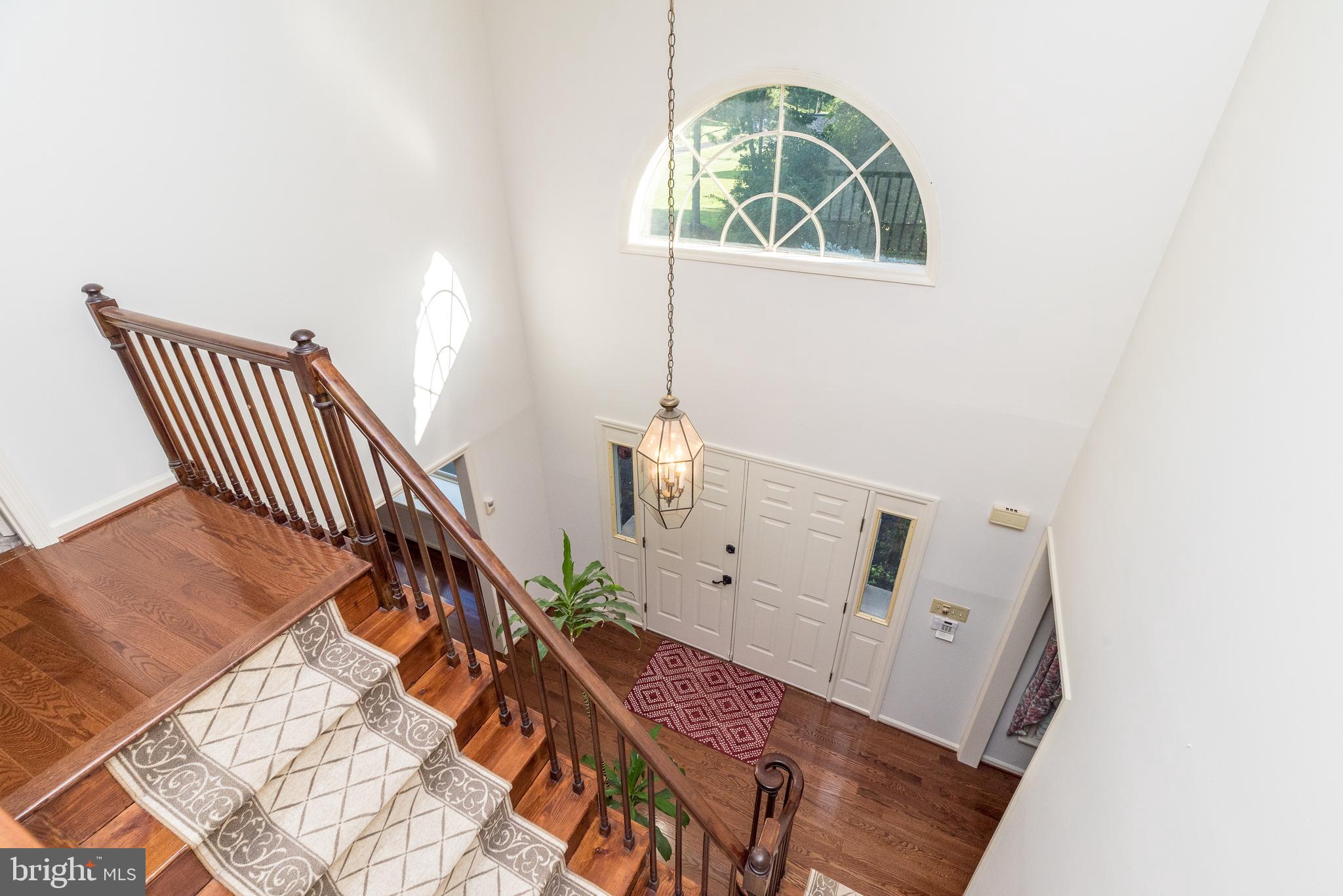 680 Chatham Ln