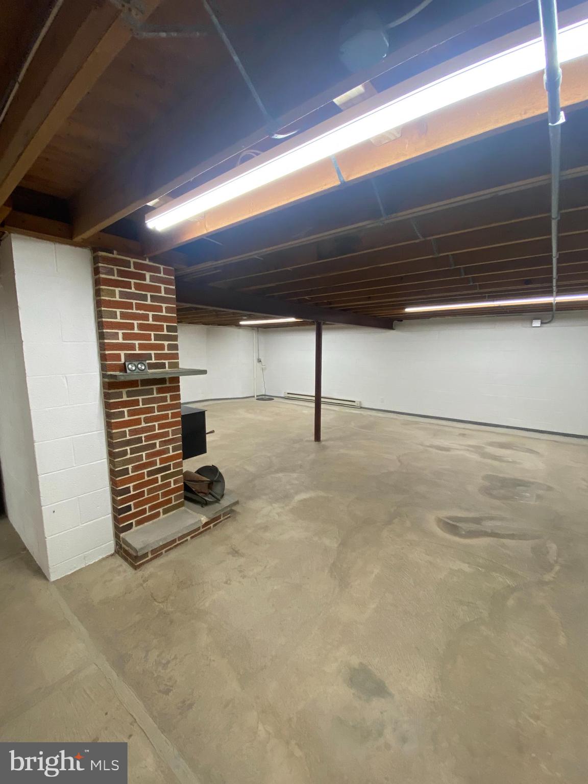 1282 Stump Hall Rd