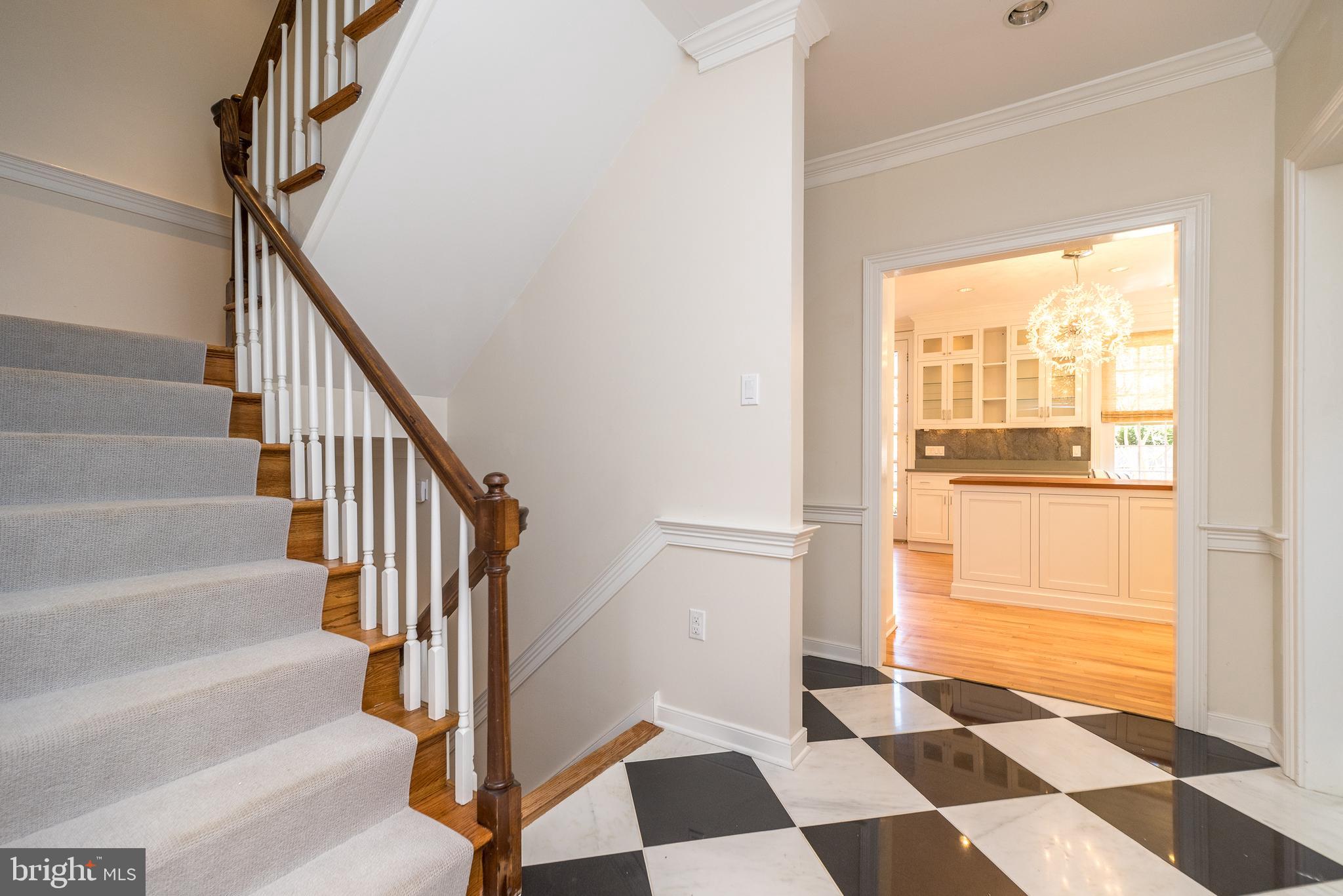 801 Quinard Ct