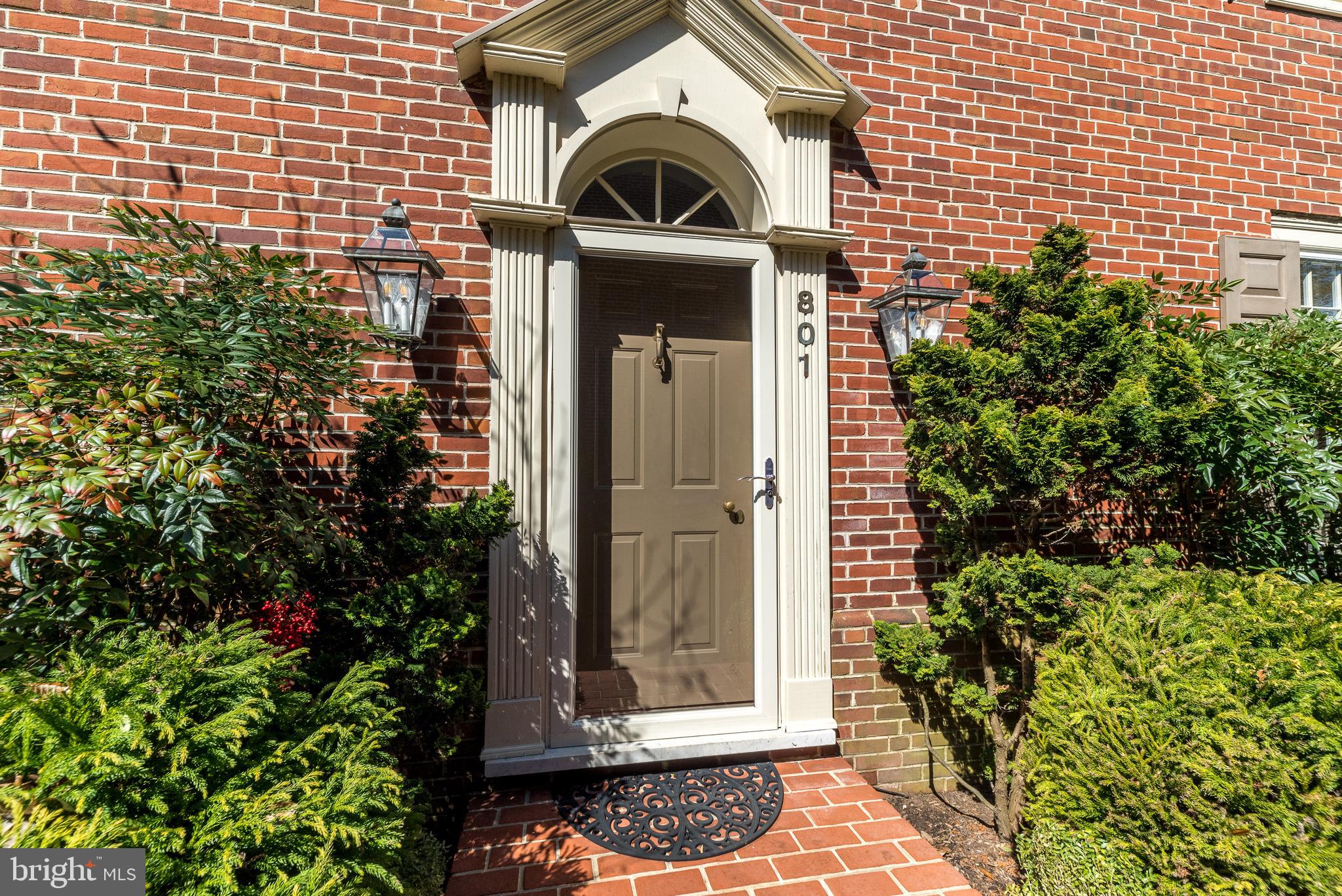 801 Quinard Ct