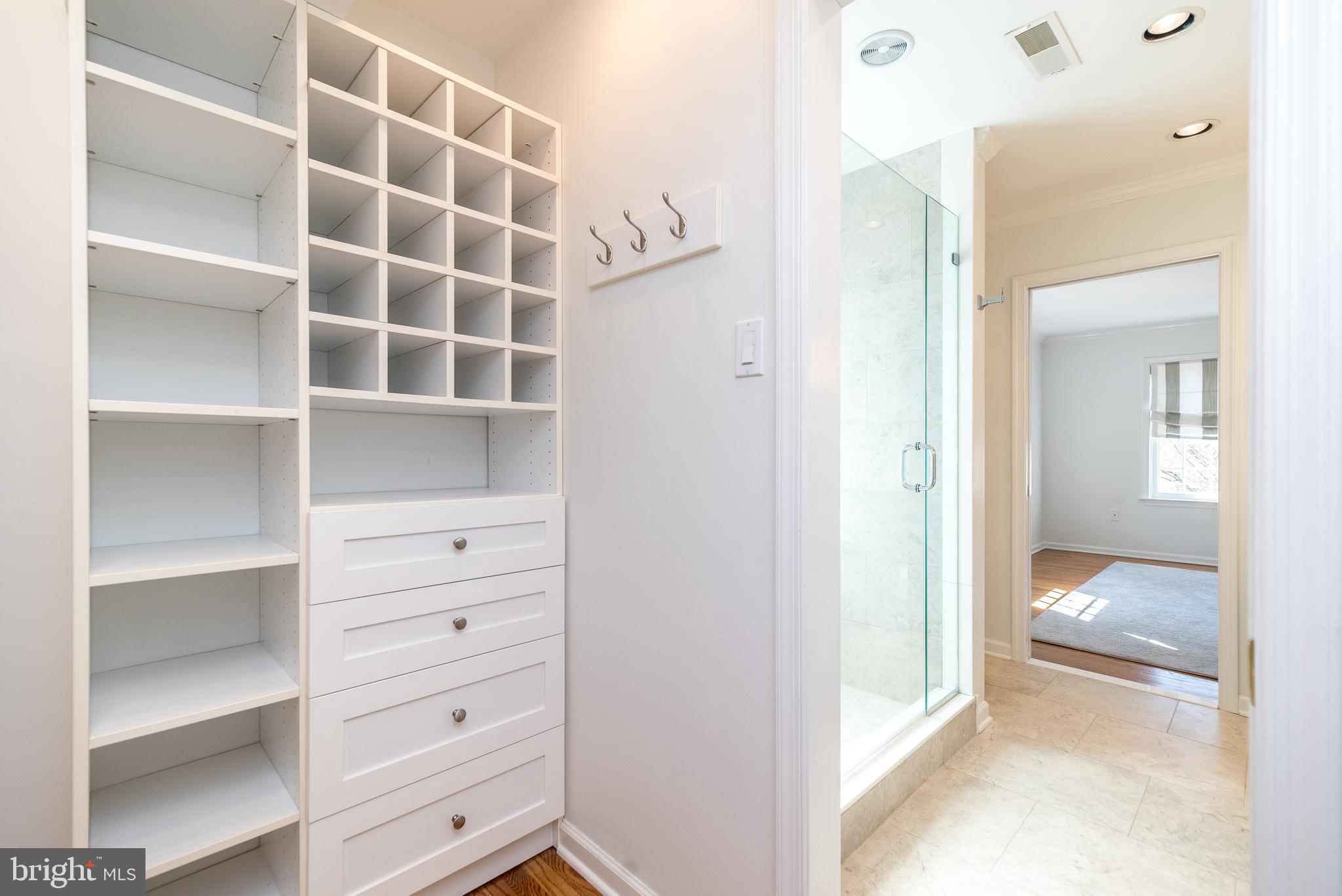 801 Quinard Ct