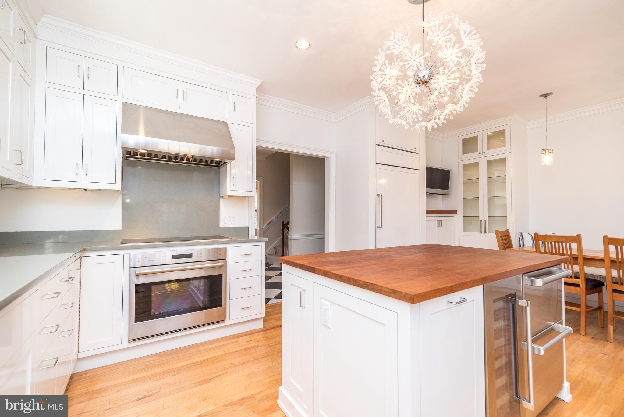 801 Quinard Ct