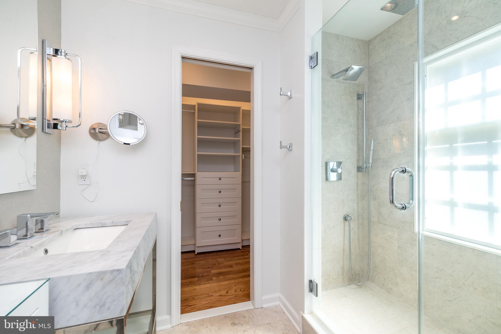 801 Quinard Ct