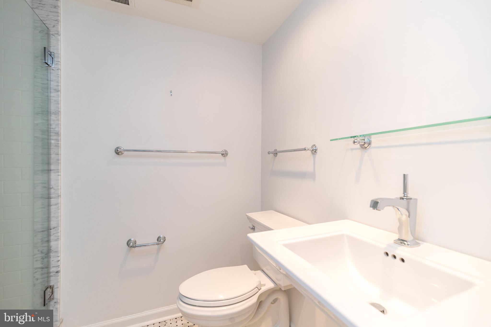 801 Quinard Ct