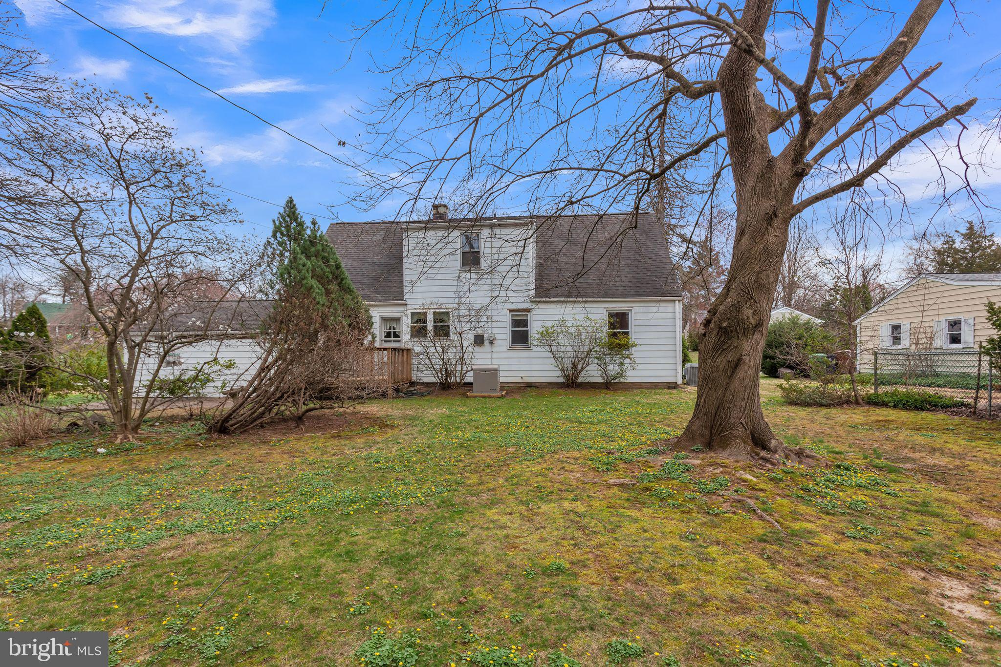 325 Valley Rd