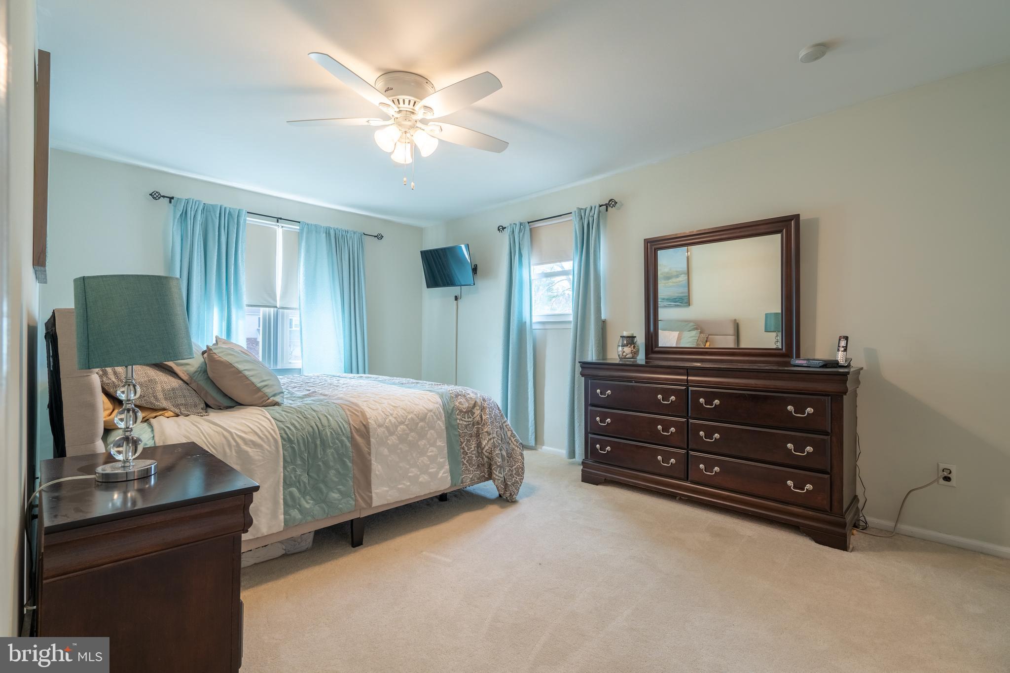 26 Woodstock Cir