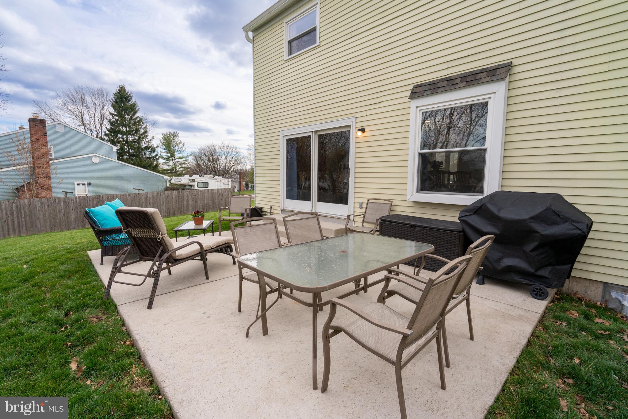 26 Woodstock Cir