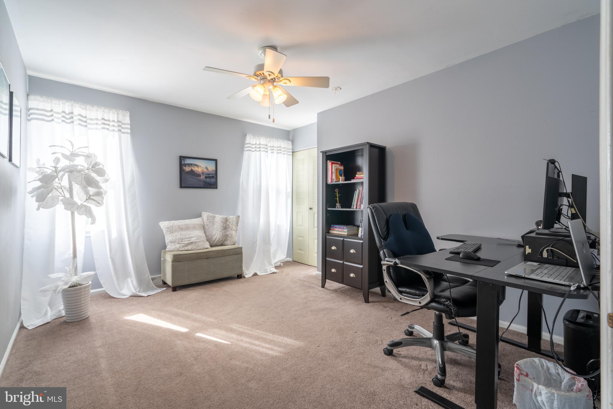 26 Woodstock Cir