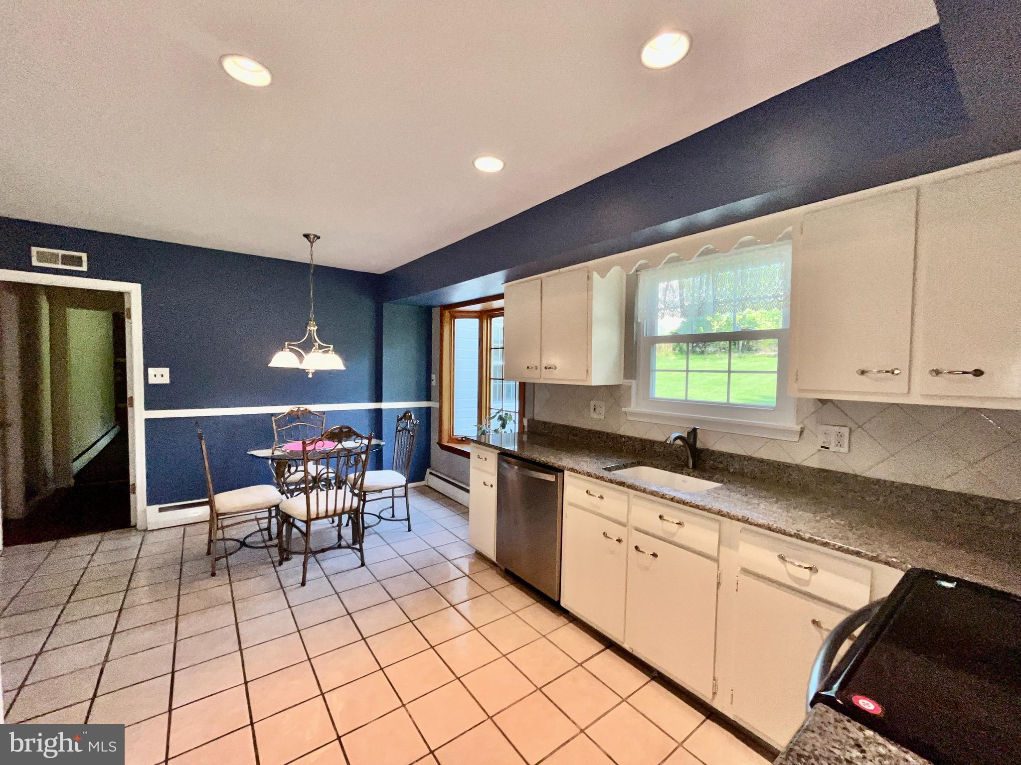 9 Heatherwood Hills Rd