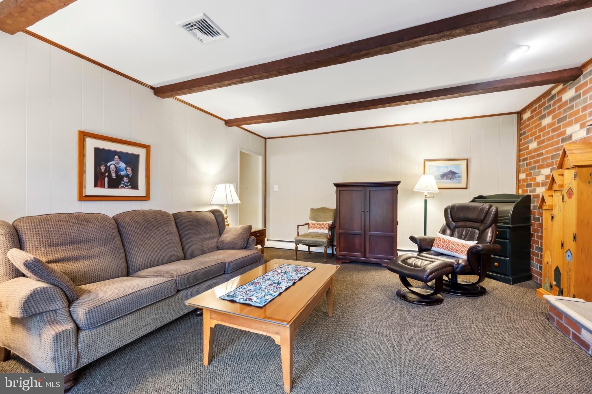 9 Heatherwood Hills Rd