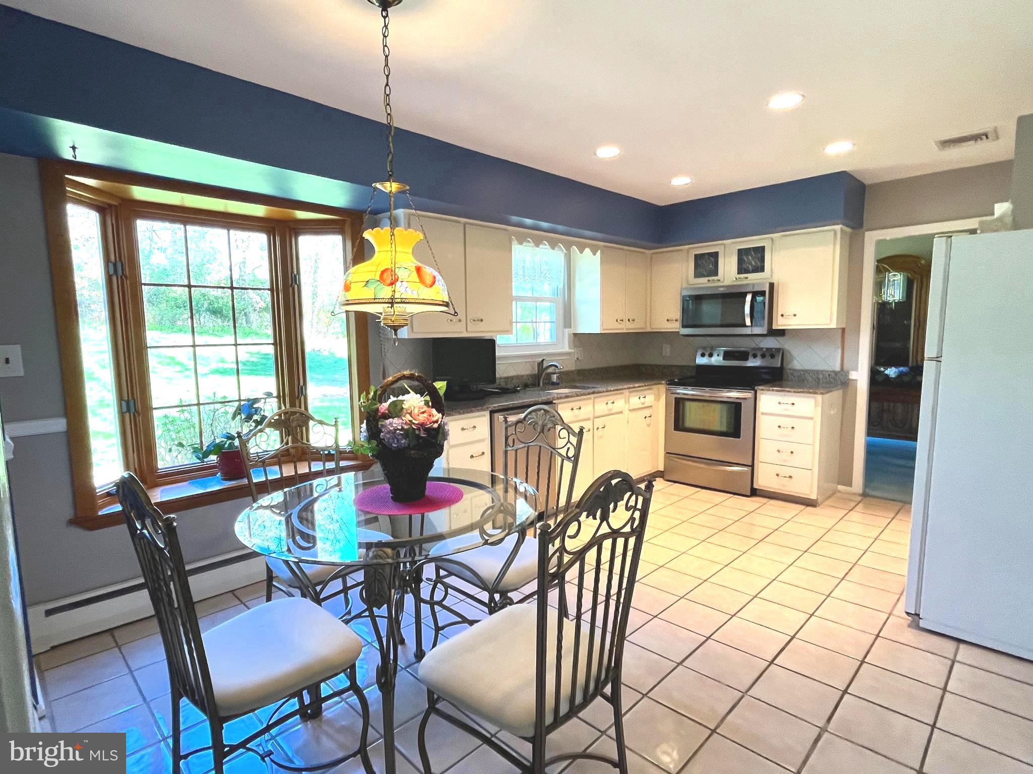 9 Heatherwood Hills Rd