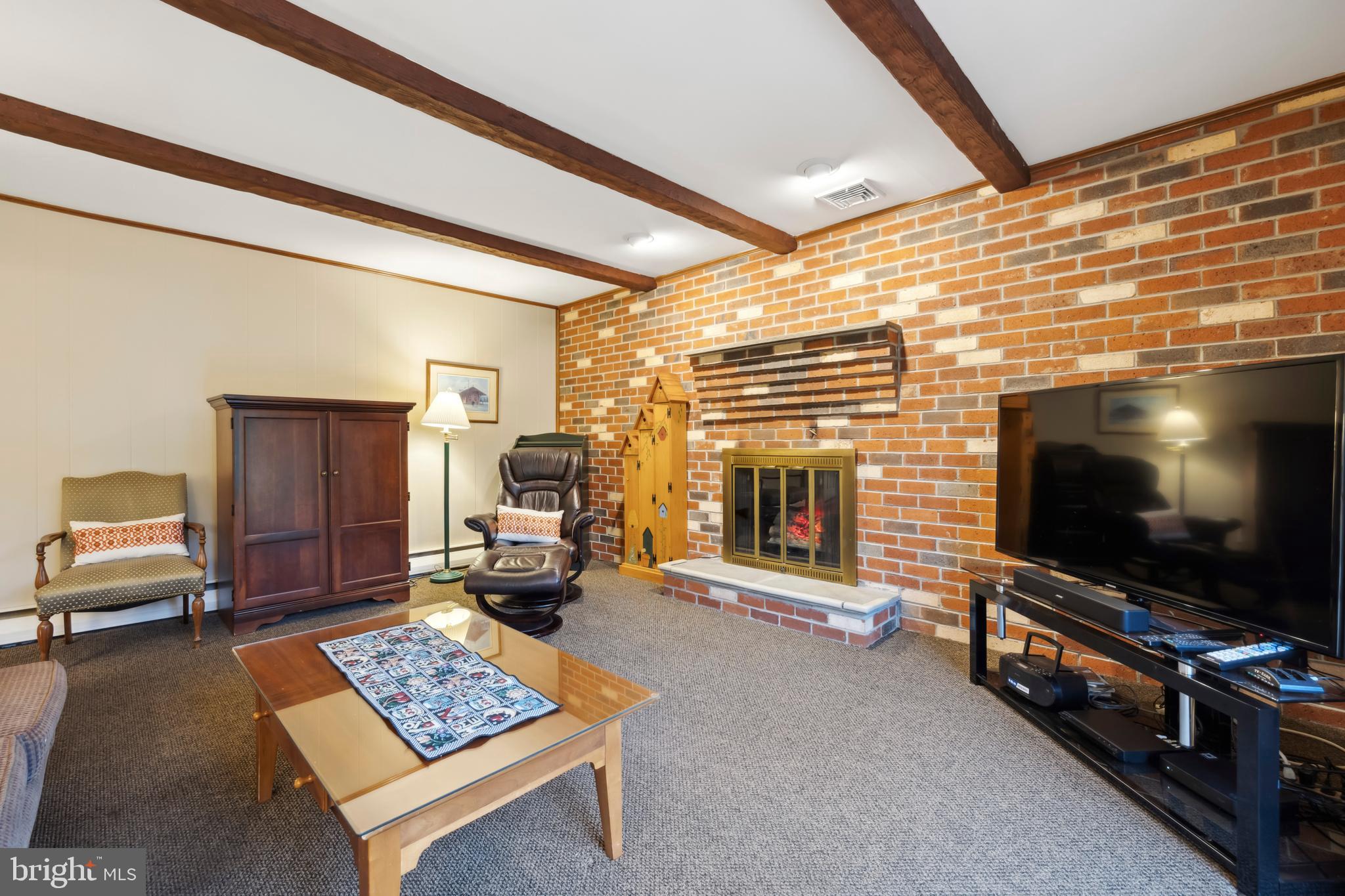 9 Heatherwood Hills Rd
