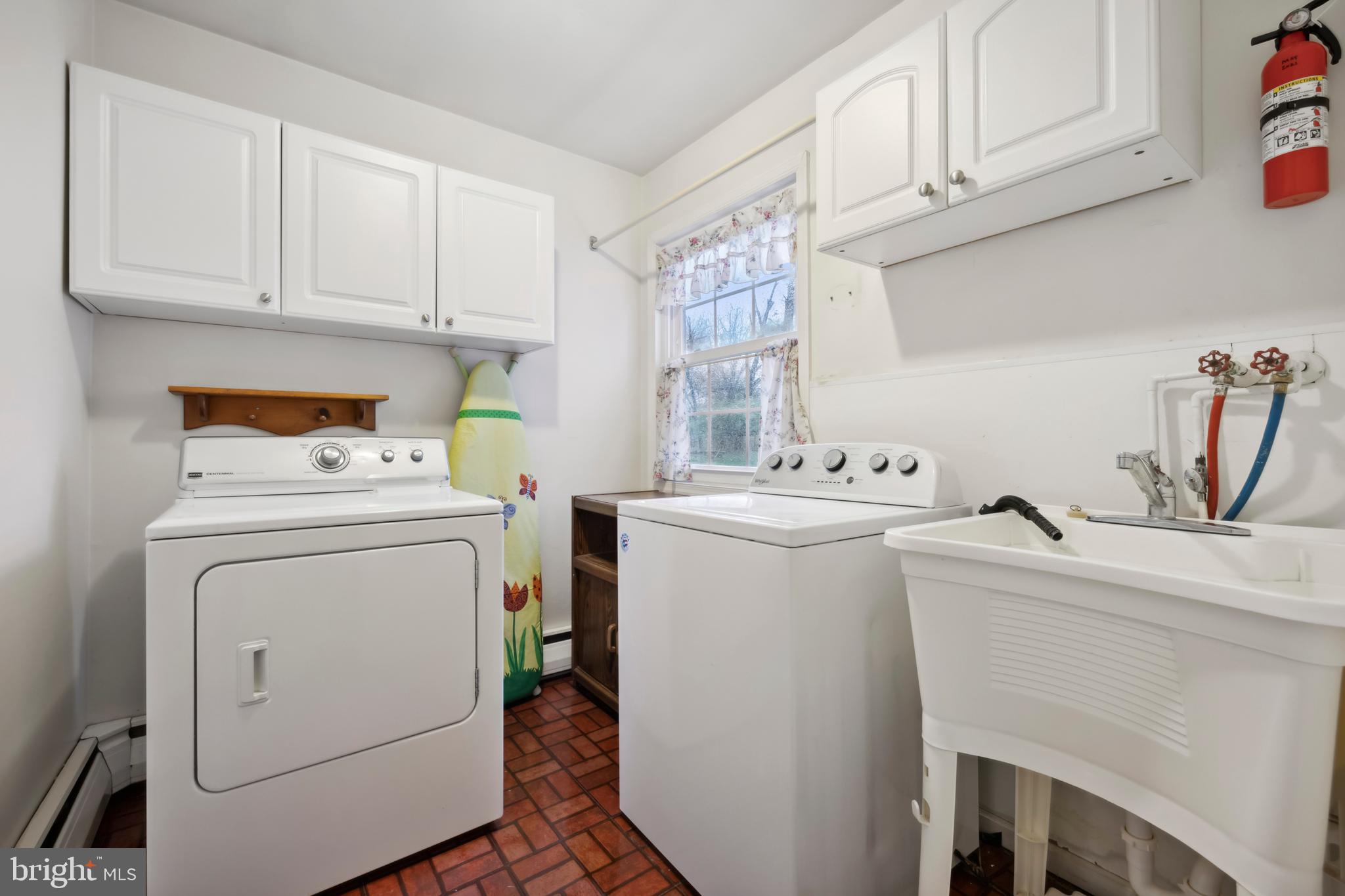 9 Heatherwood Hills Rd