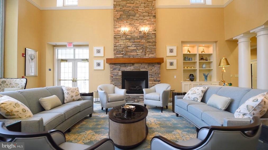1105 Lilac Ct