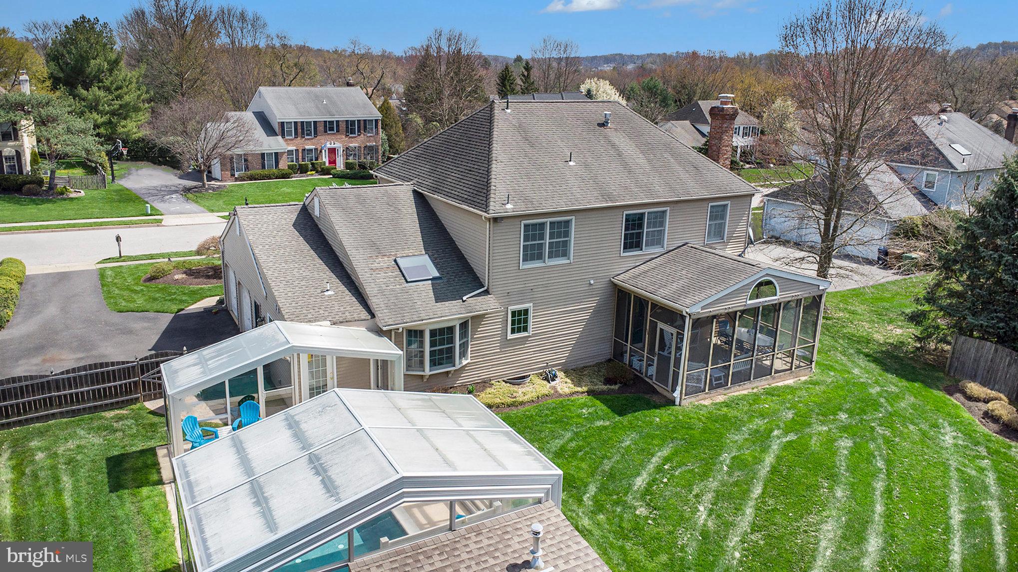1411 Barton Dr
